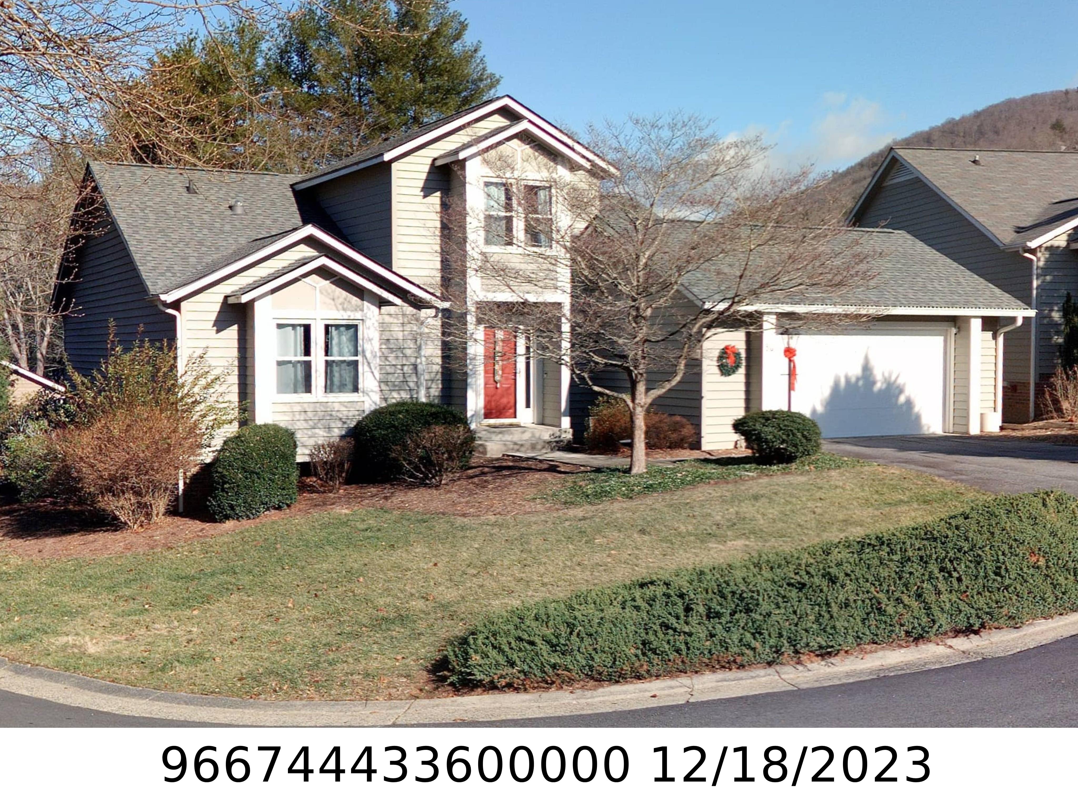 A picture of the property located at 36 CEDARCLIFF CIR, ASHEVILLE NC 28803.