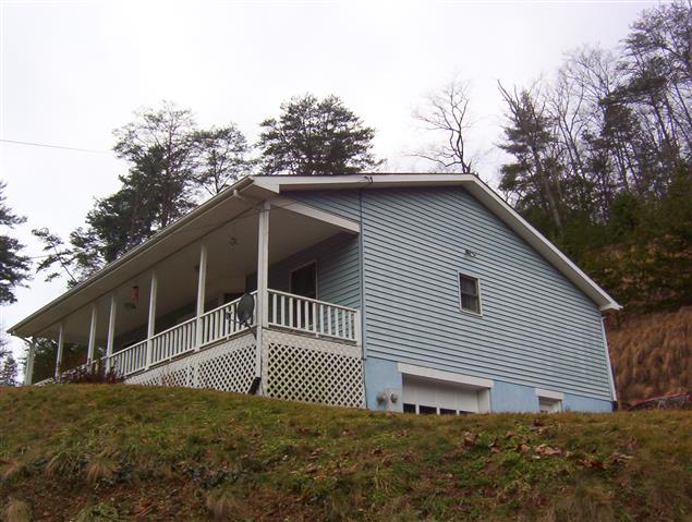 A picture of the property located at 50 CRYSTAL JUNE LN, ASHEVILLE NC 28803.
