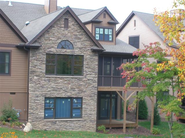 A picture of the property located at 52 MEADOW VILLAGE LN, ASHEVILLE NC 28803.