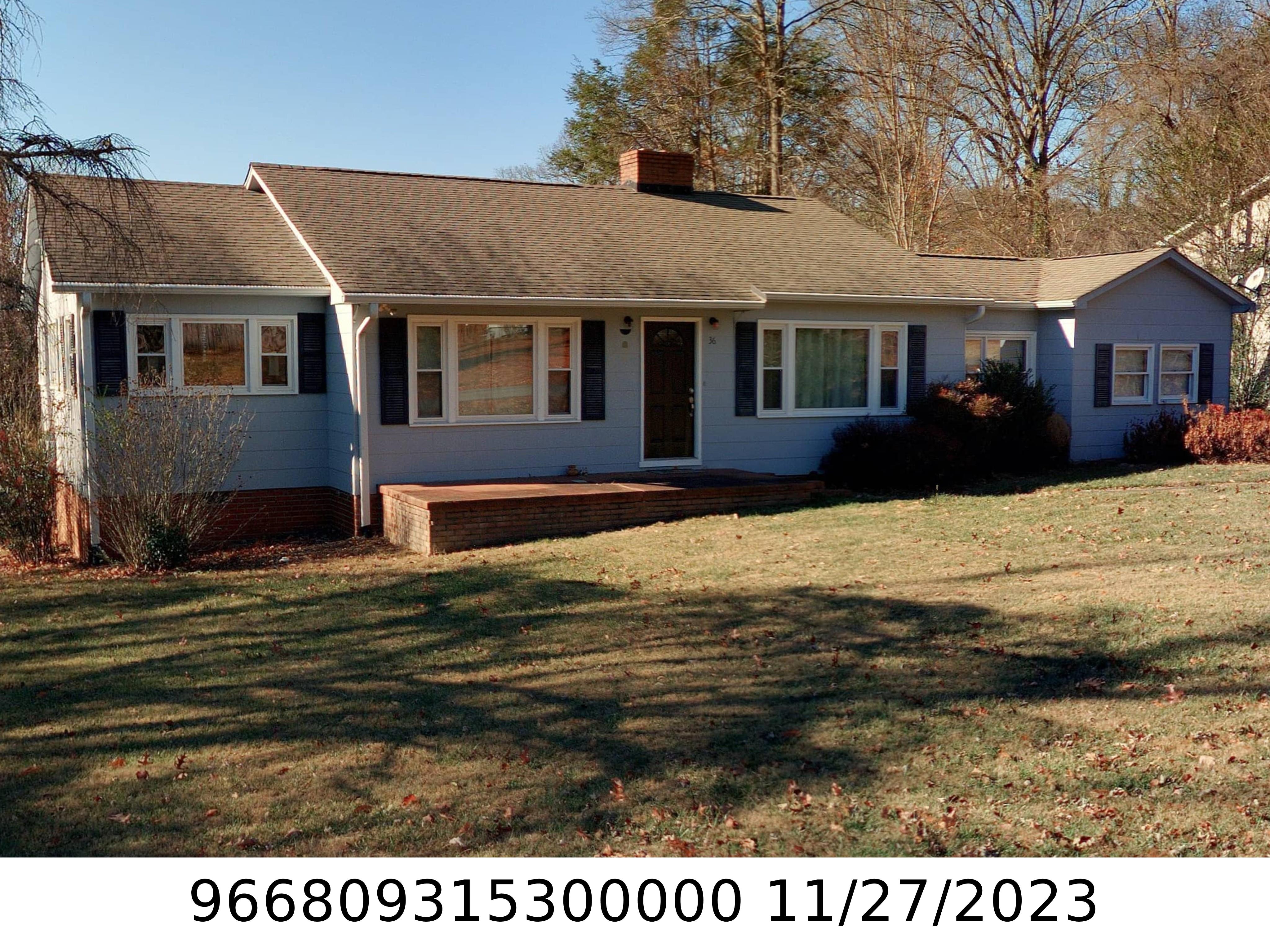A picture of the property located at 36 MEMORY LN, ASHEVILLE NC 28805.