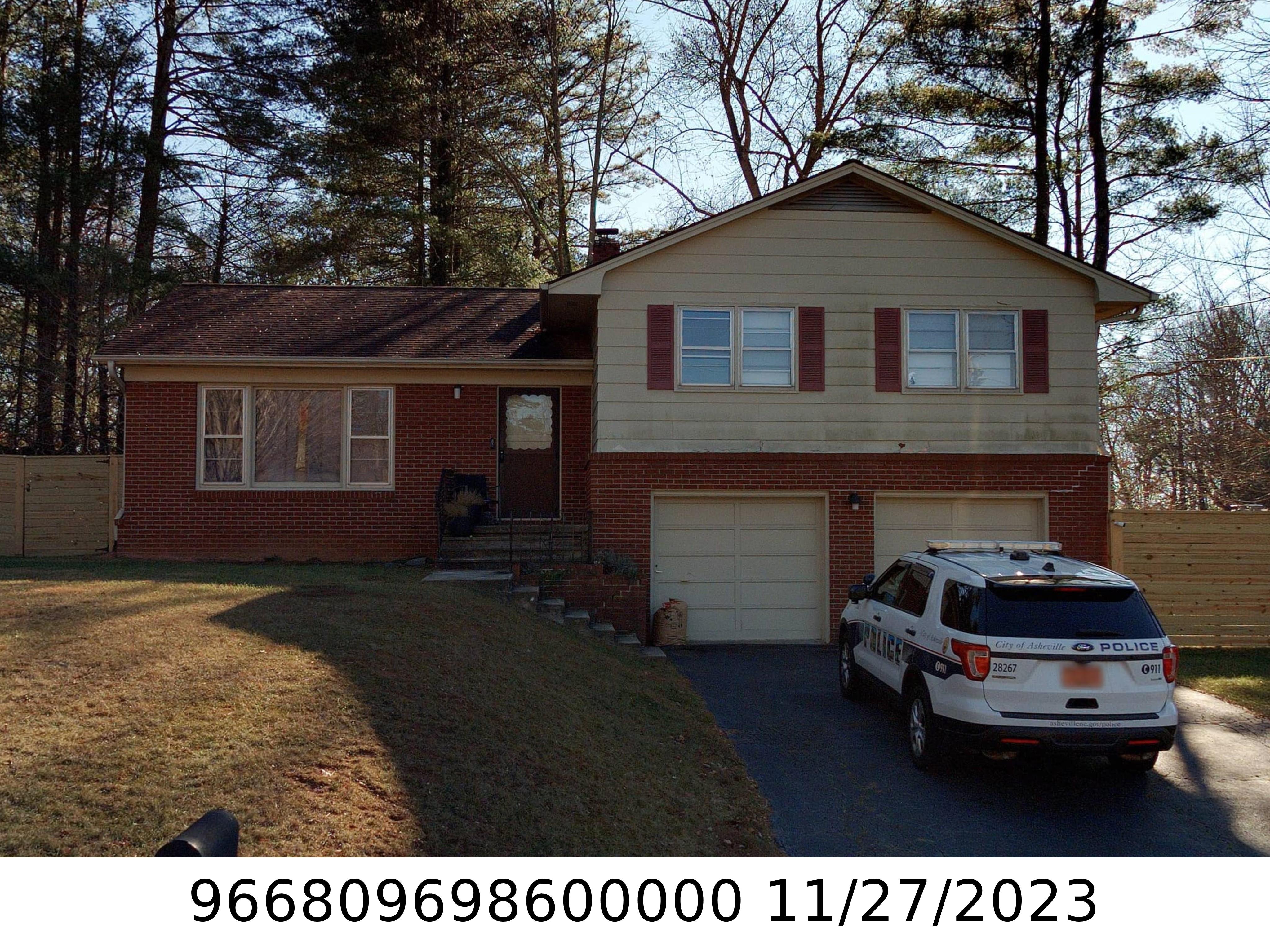 A picture of the property located at 7 NIXON TER, ASHEVILLE NC 28805.