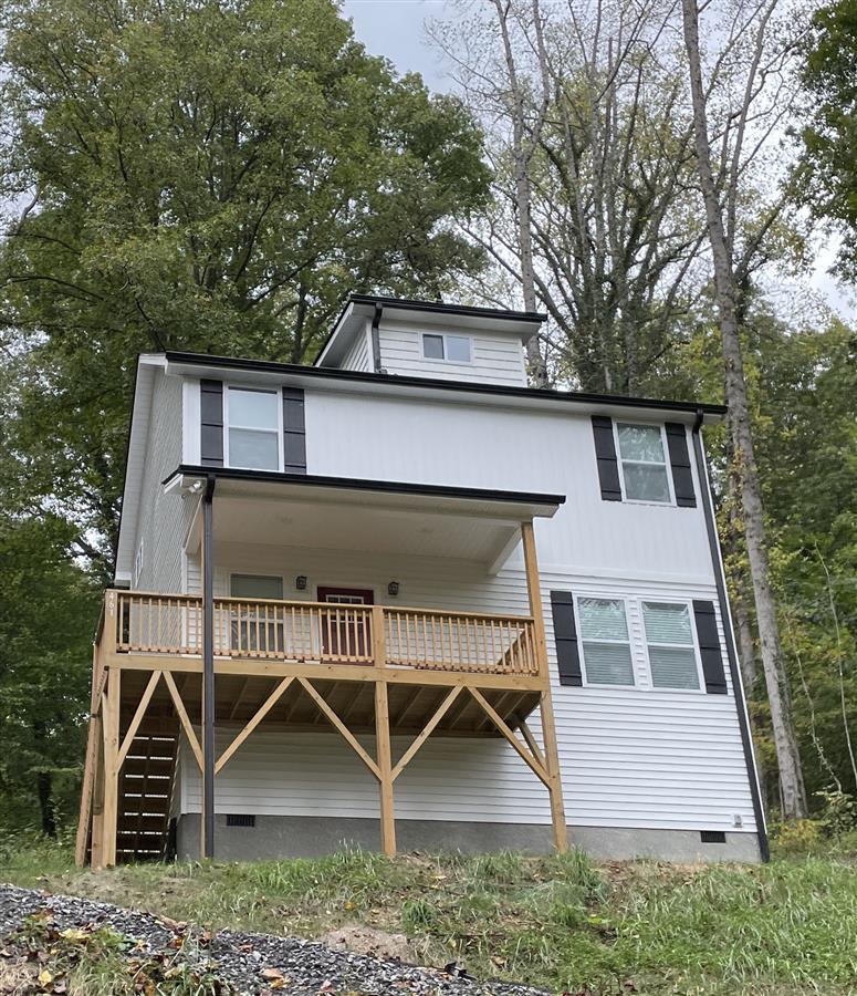 A picture of the property located at 461 GOVERNORS VIEW RD, ASHEVILLE NC 28805.