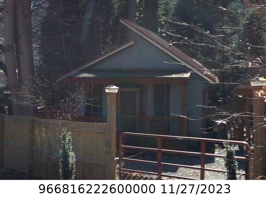 A picture of the property located at 477 GOVERNORS VIEW RD, ASHEVILLE NC 28805.