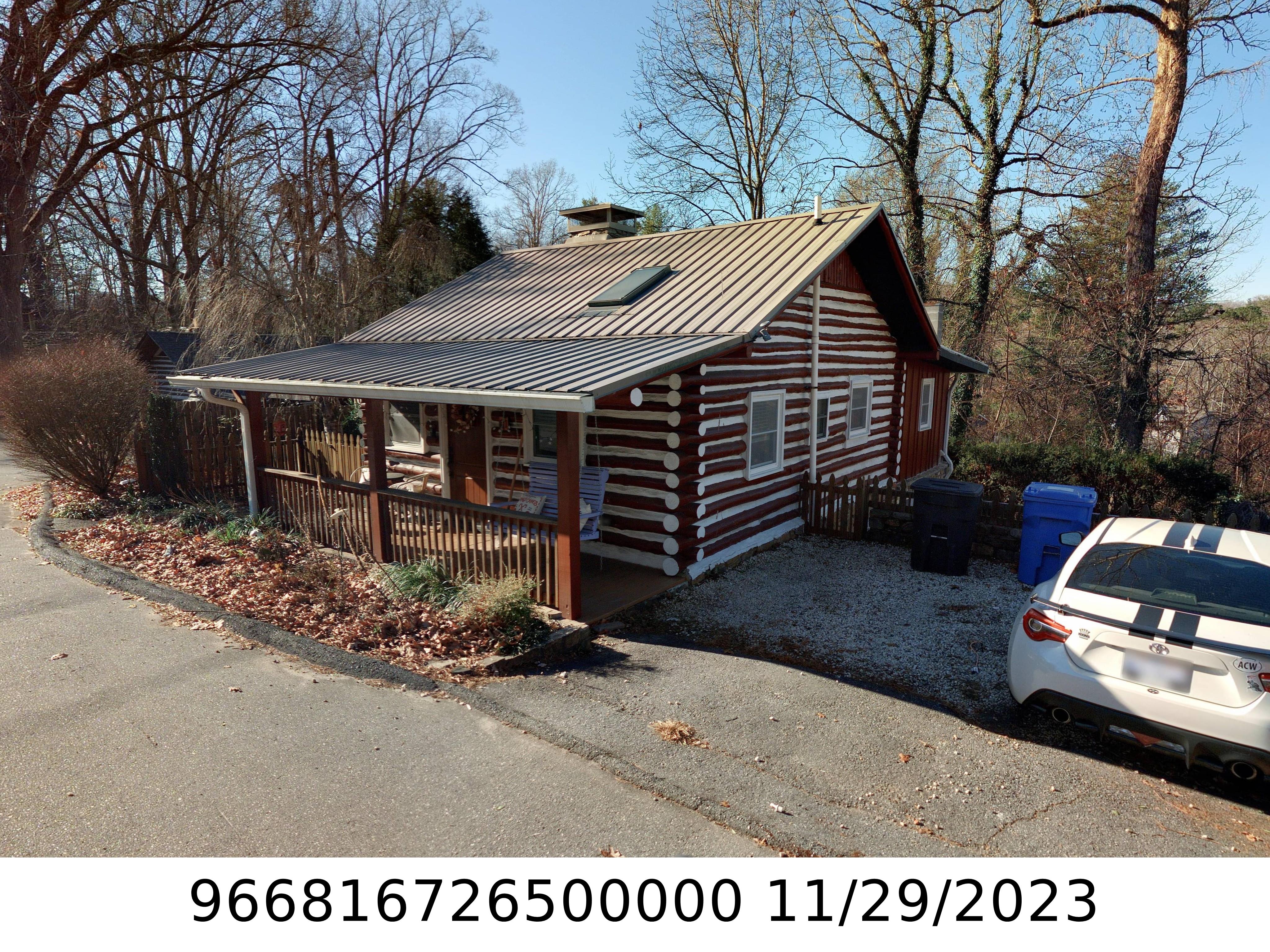 A picture of the property located at 51 MIMOSA CIR, ASHEVILLE NC 28805.