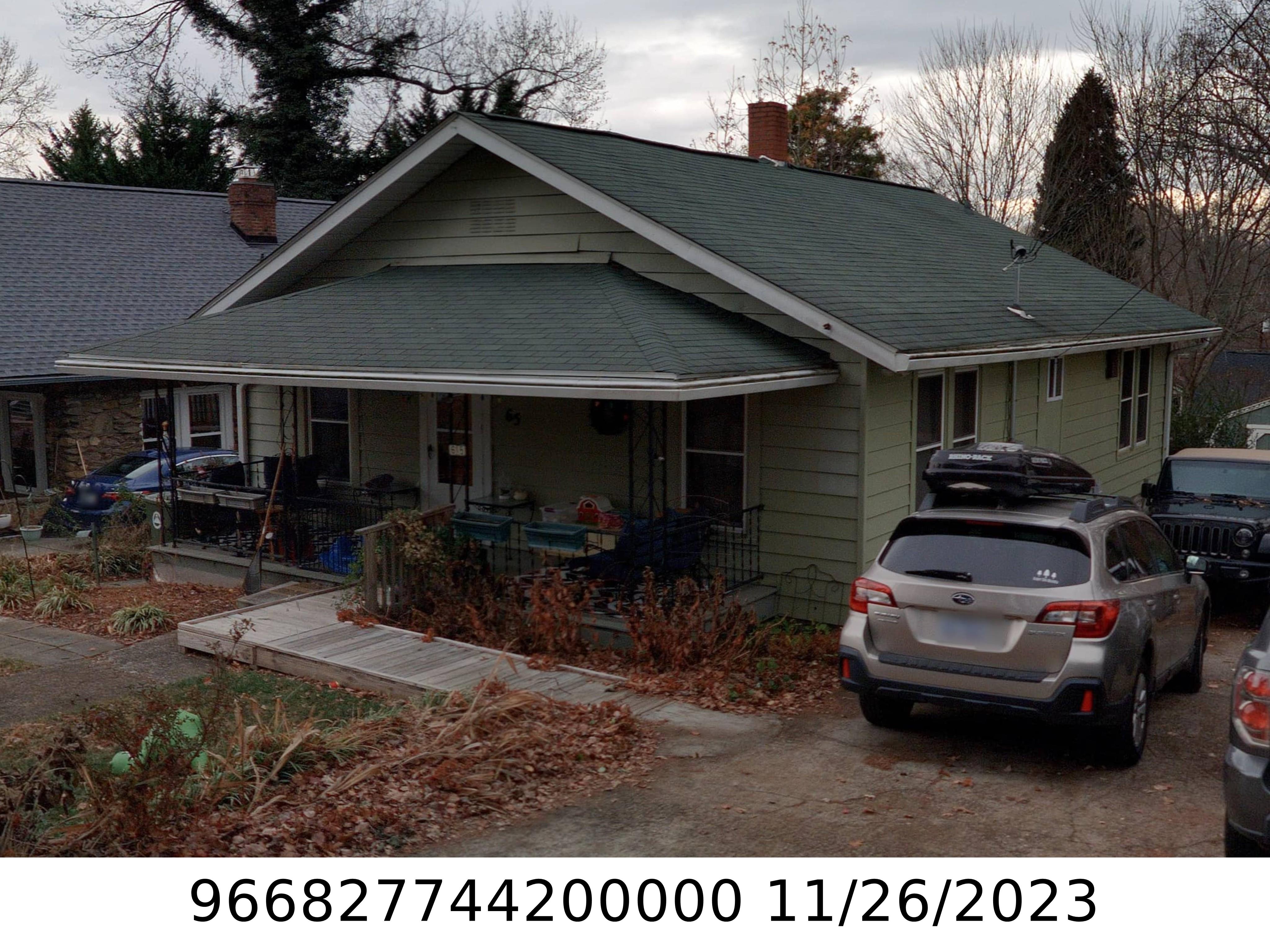 A picture of the property located at 65 CRAIG CIR, ASHEVILLE NC 28805.