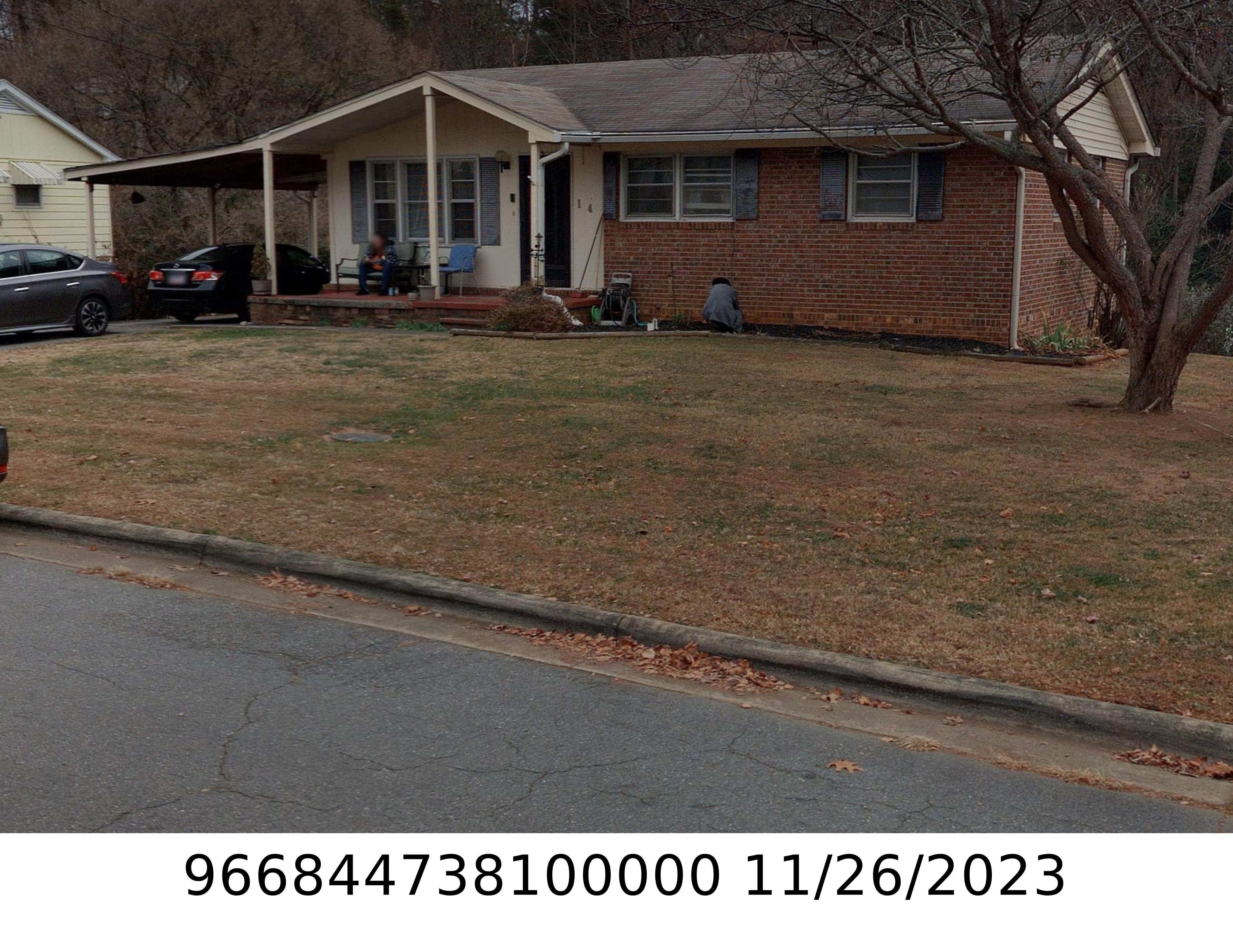 A picture of the property located at 14 BIRCHWOOD LN, ASHEVILLE NC 28805.