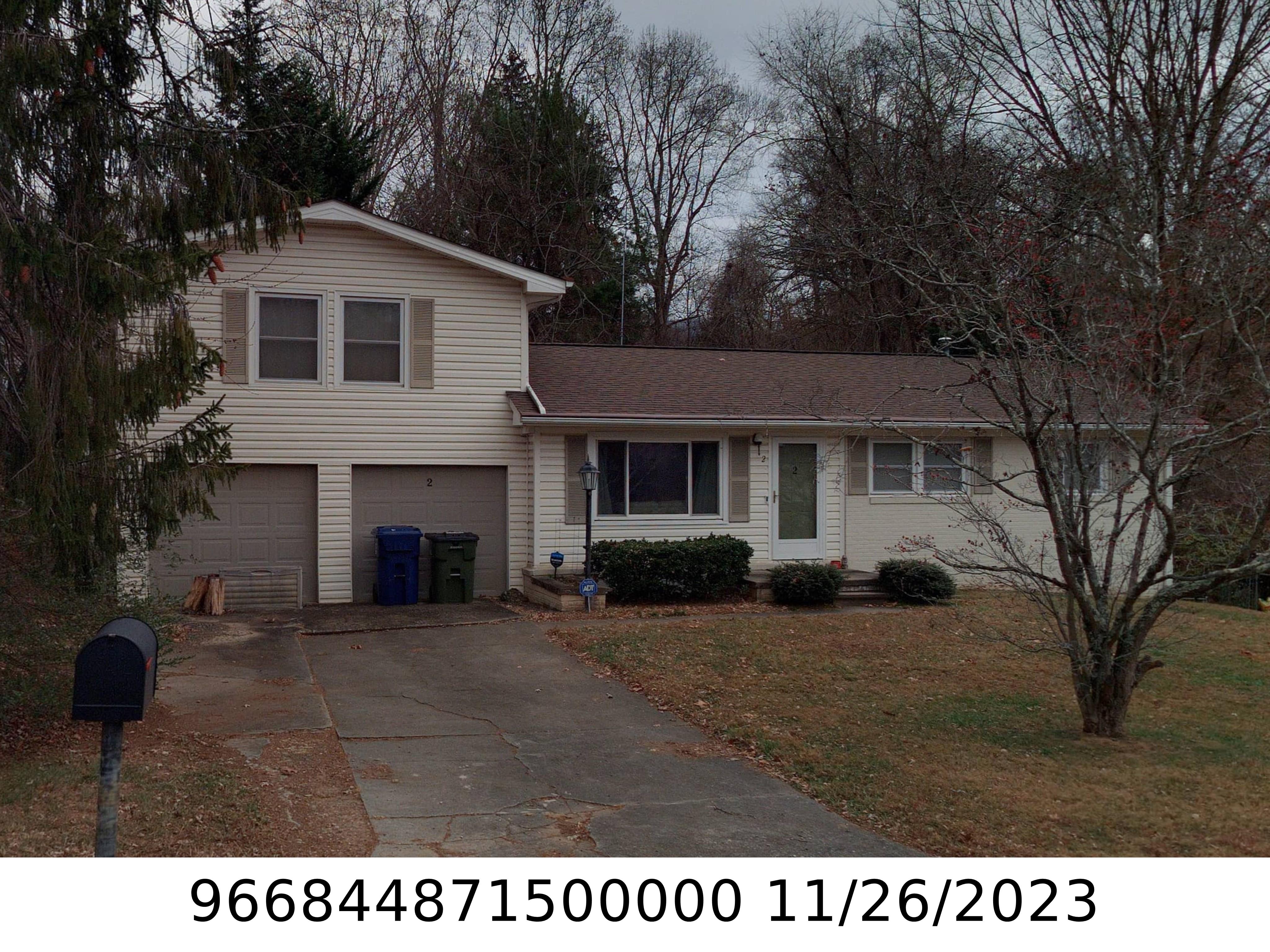 A picture of the property located at 2 BIRCHWOOD LN, ASHEVILLE NC 28805.