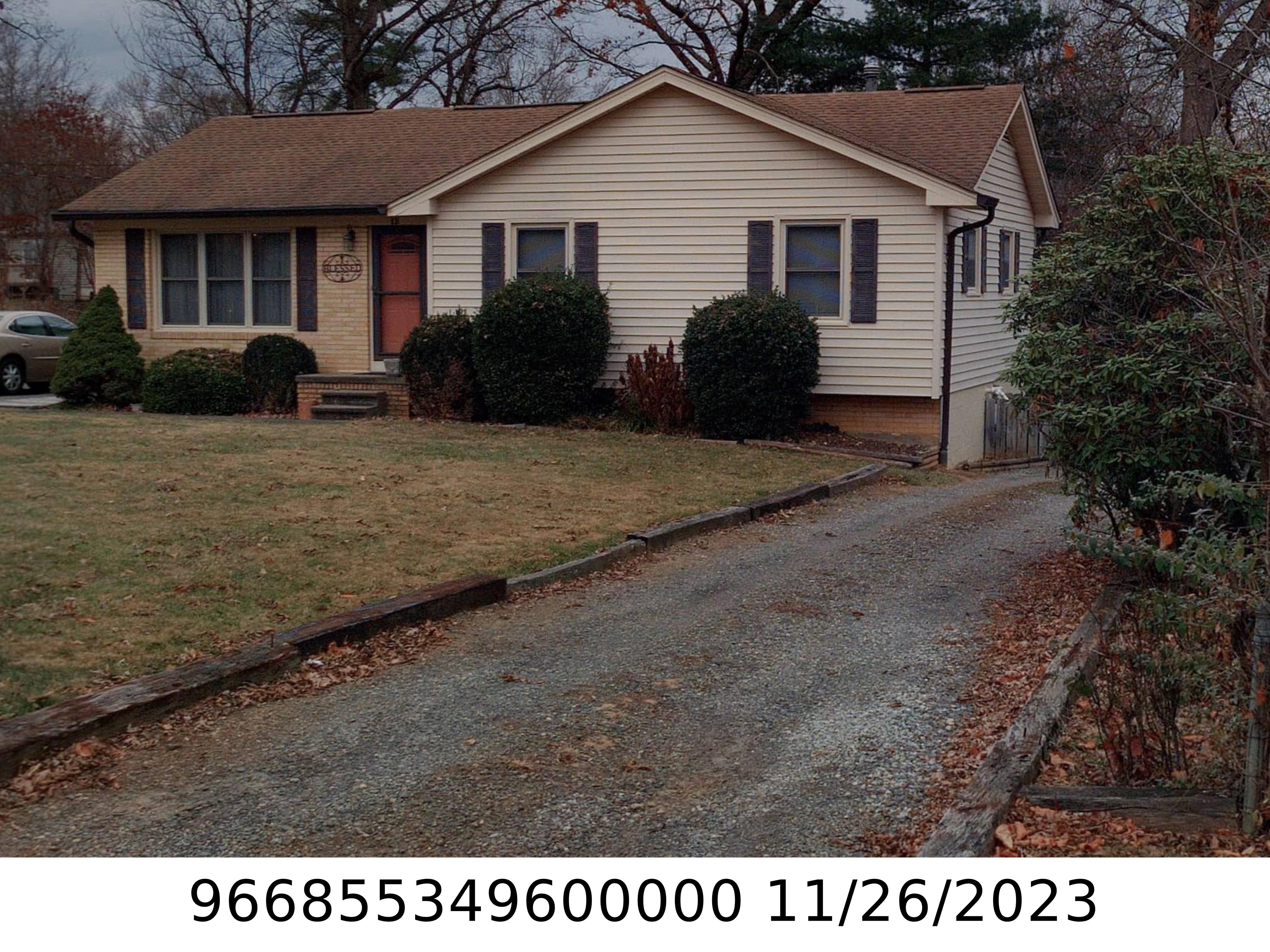 A picture of the property located at 12 LOOKING GLASS LN, ASHEVILLE NC 28805.