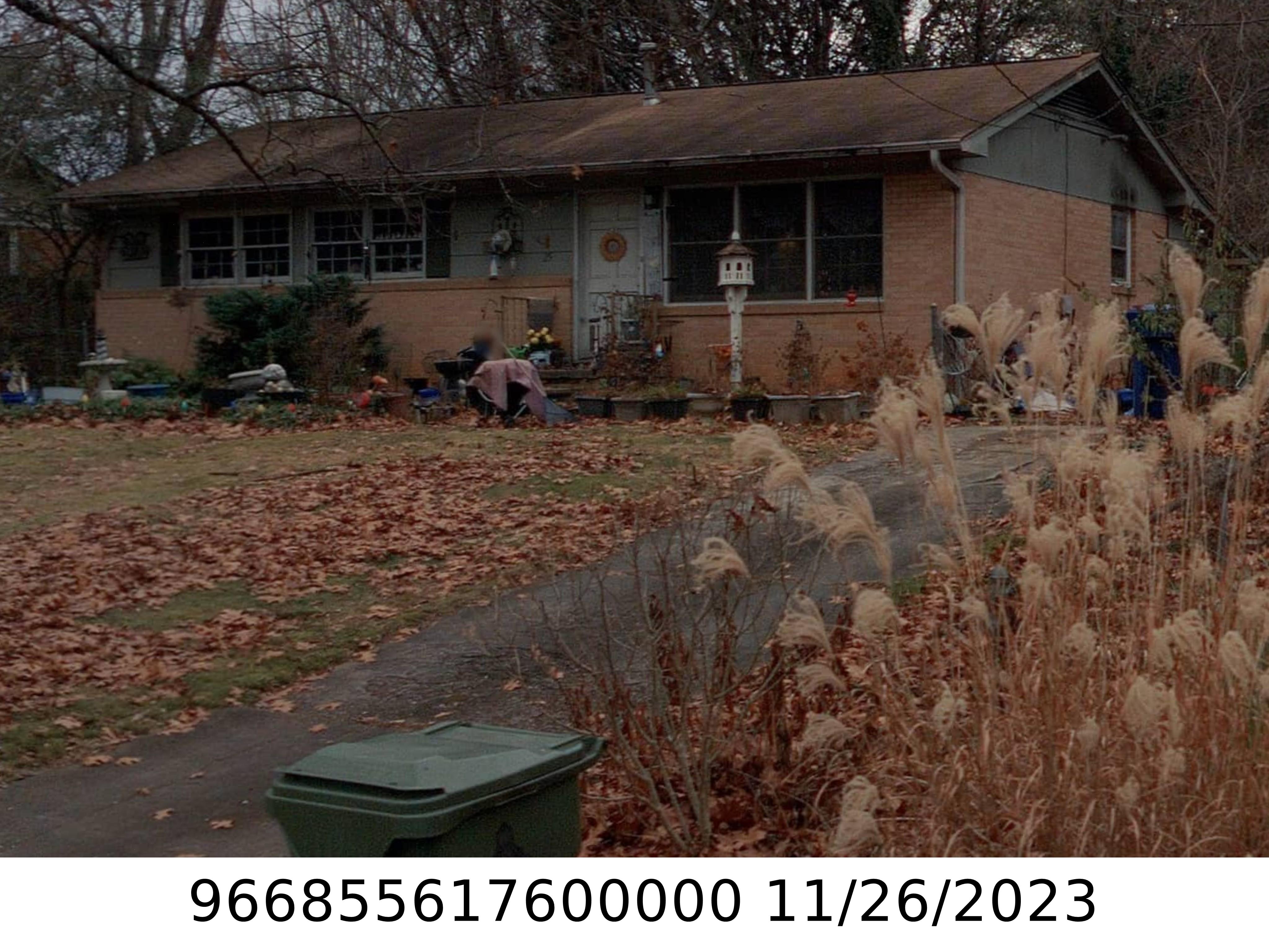 A picture of the property located at 25 LOOKING GLASS LN, ASHEVILLE NC 28805.