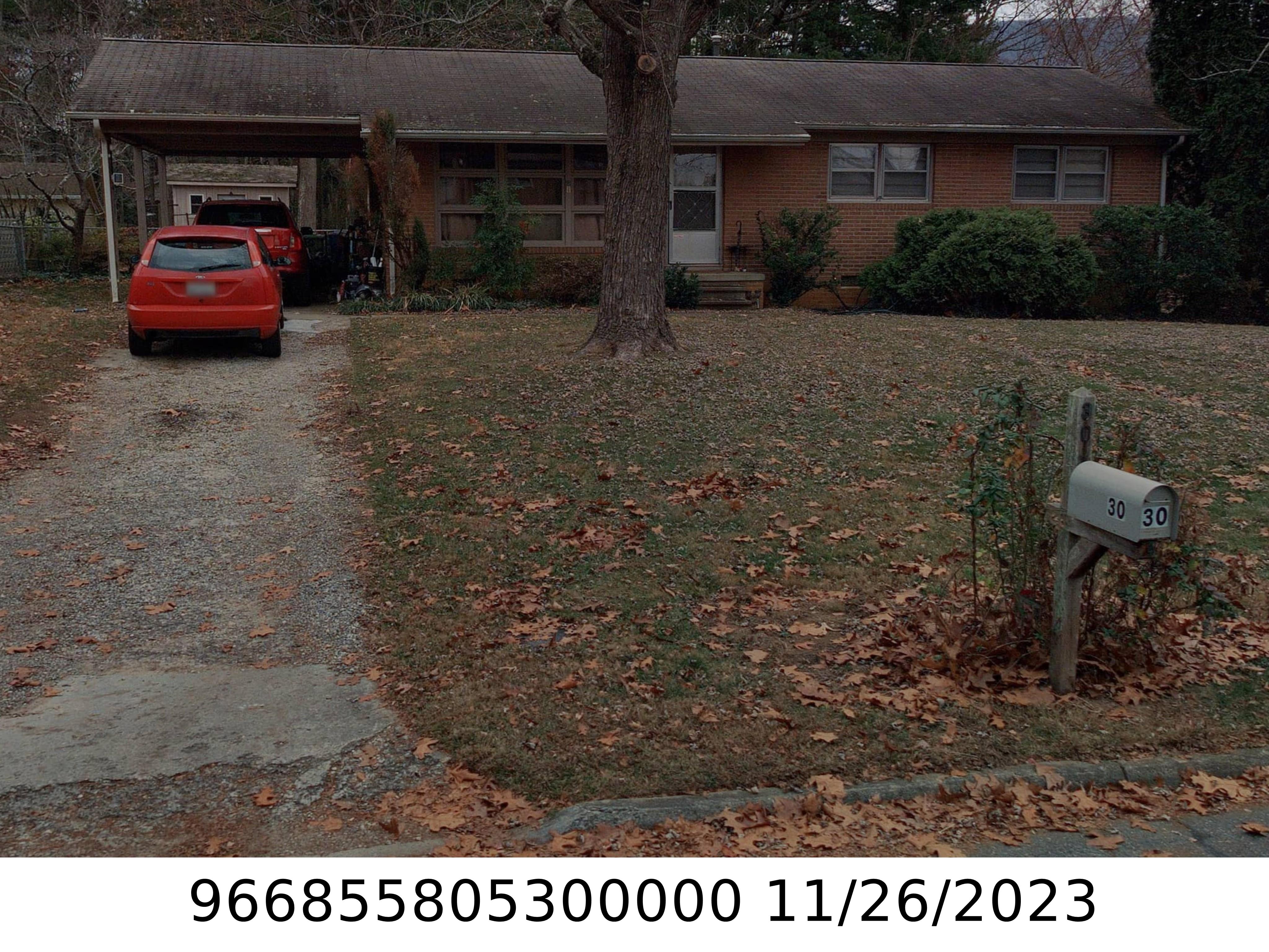 A picture of the property located at 30 LOOKING GLASS LN, ASHEVILLE NC 28805.