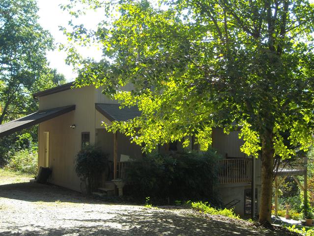 A picture of the property located at 19 SOURWOOD LN, ASHEVILLE NC 28805.