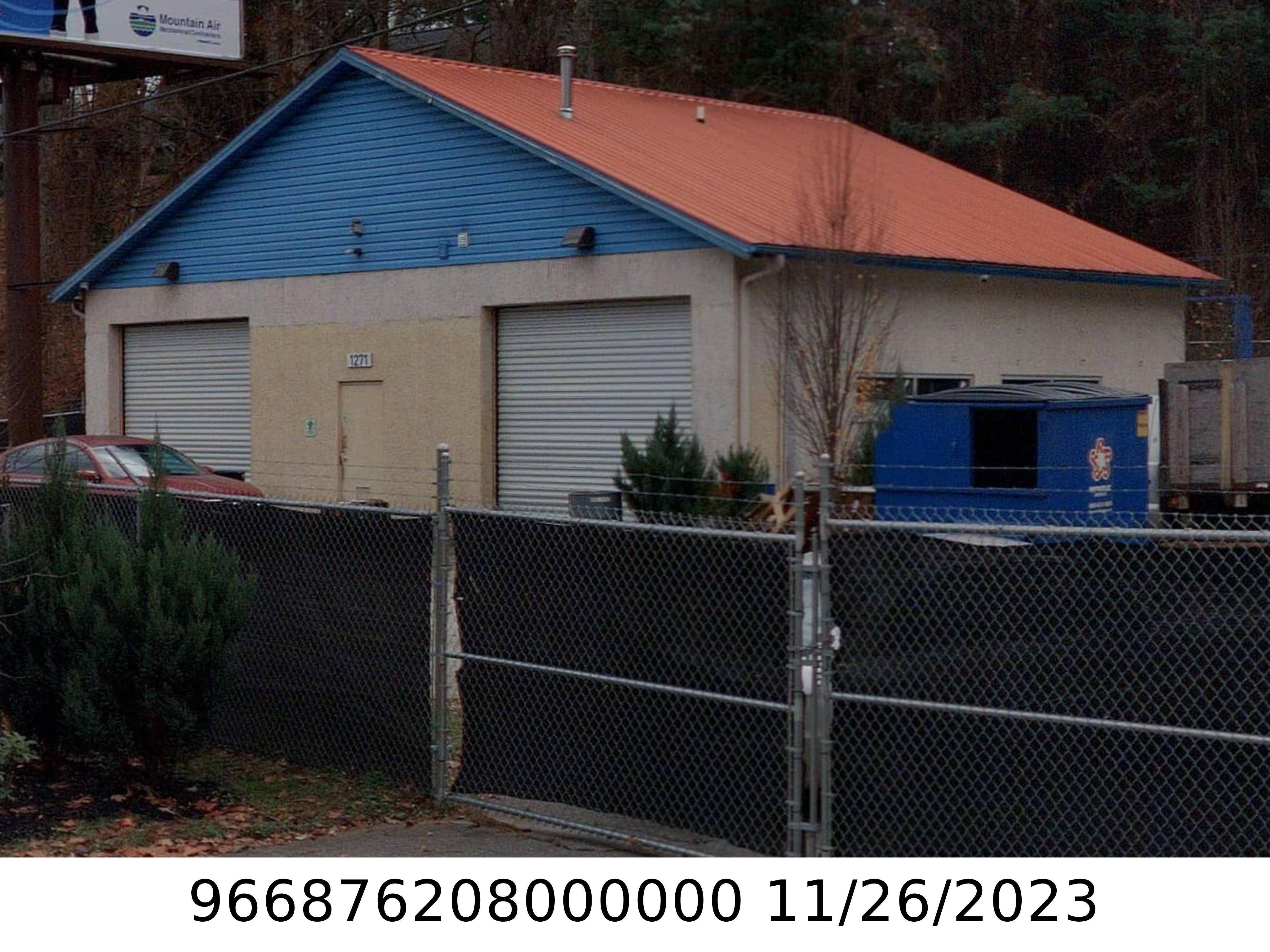 A picture of the property located at 1271 TUNNEL RD, ASHEVILLE NC 28805.