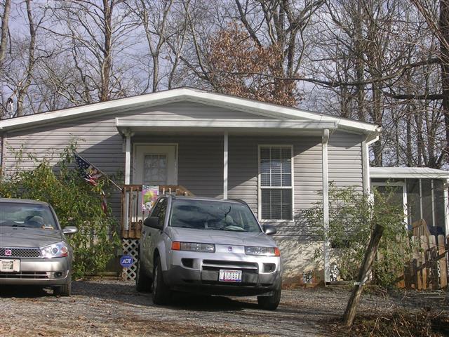 A picture of the property located at 4 TOUCHSTONE LN, ASHEVILLE NC 28805.