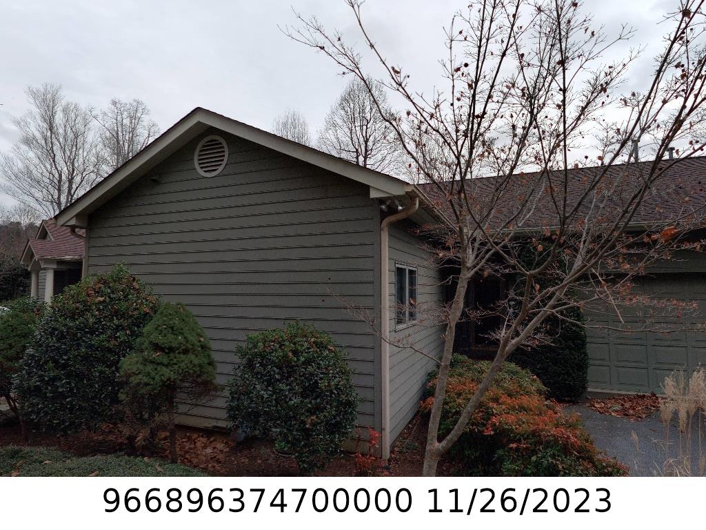 A picture of the property located at 13 COVE VIEW LN, ASHEVILLE NC 28805.