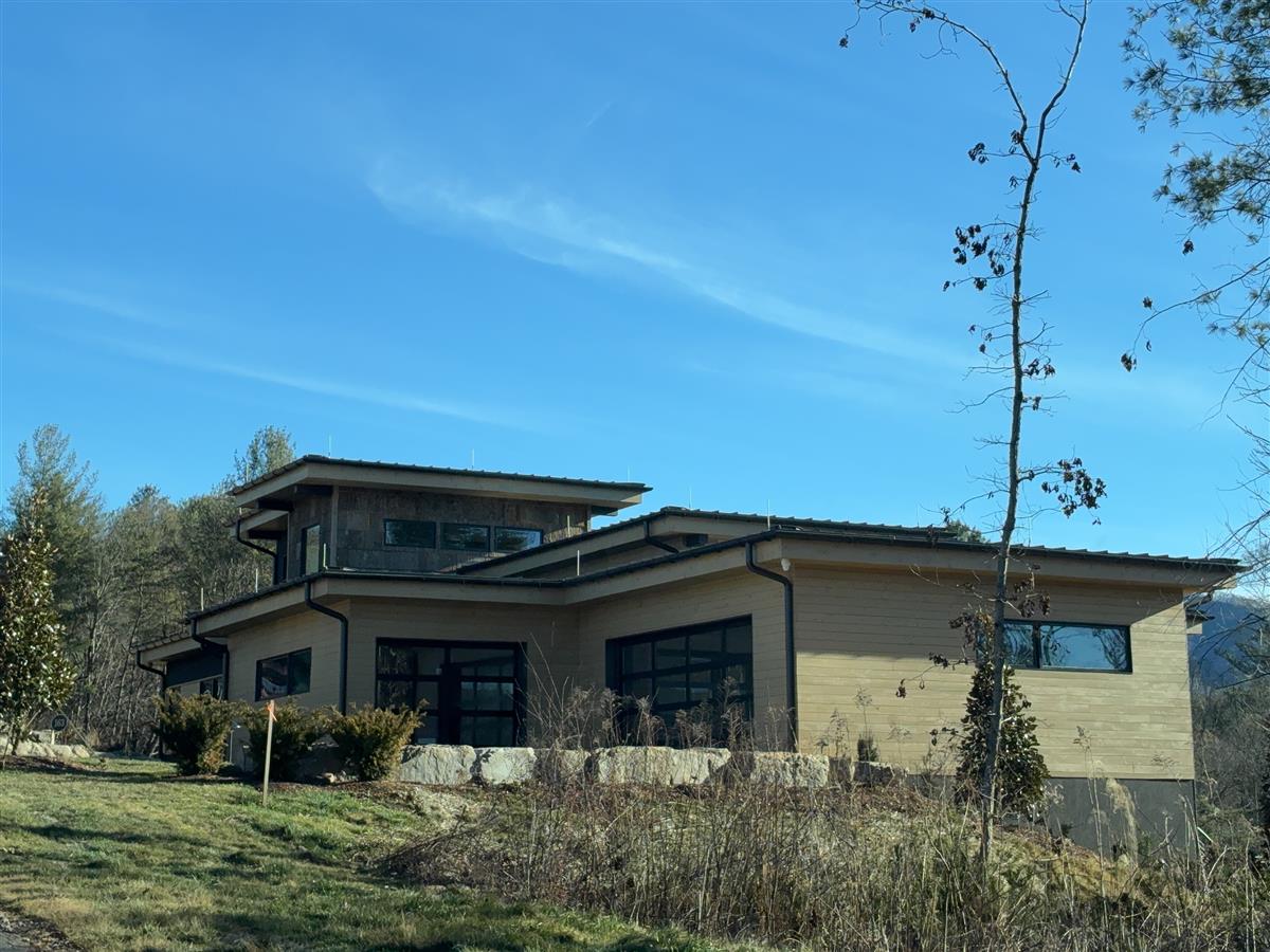 A picture of the property located at 163 RIVERBEND FOREST DR, ASHEVILLE NC 28805.
