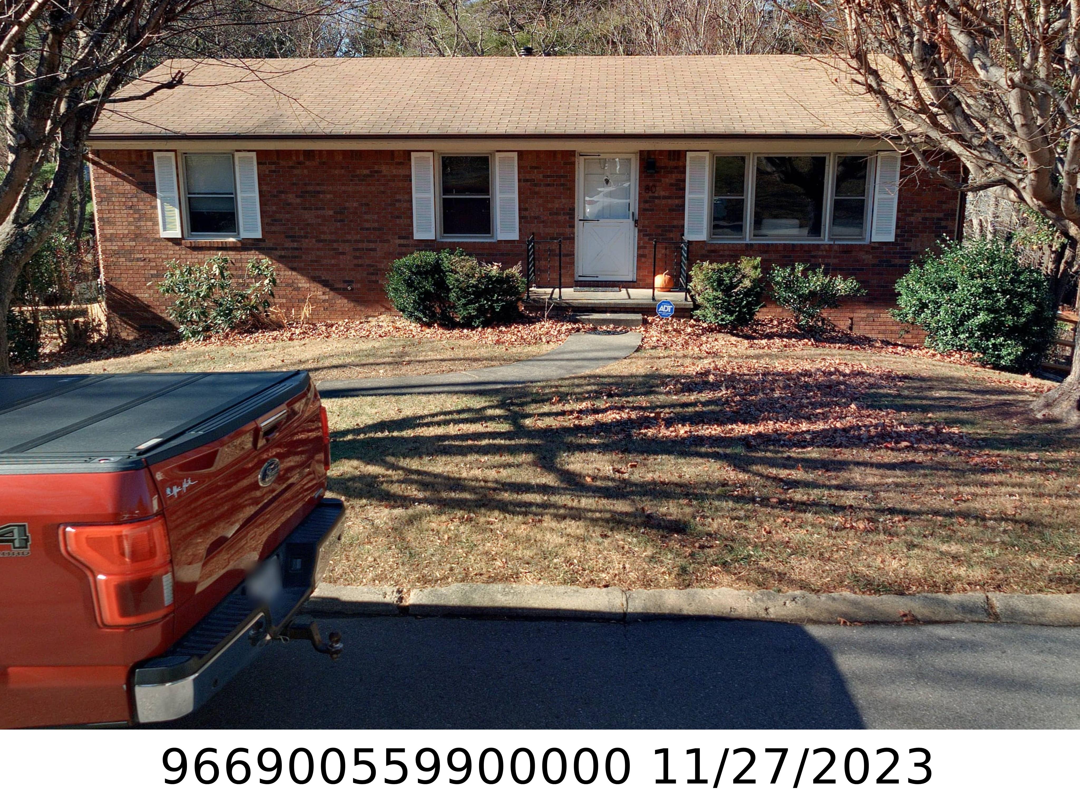 A picture of the property located at 80 MEMORY LN, ASHEVILLE NC 28805.