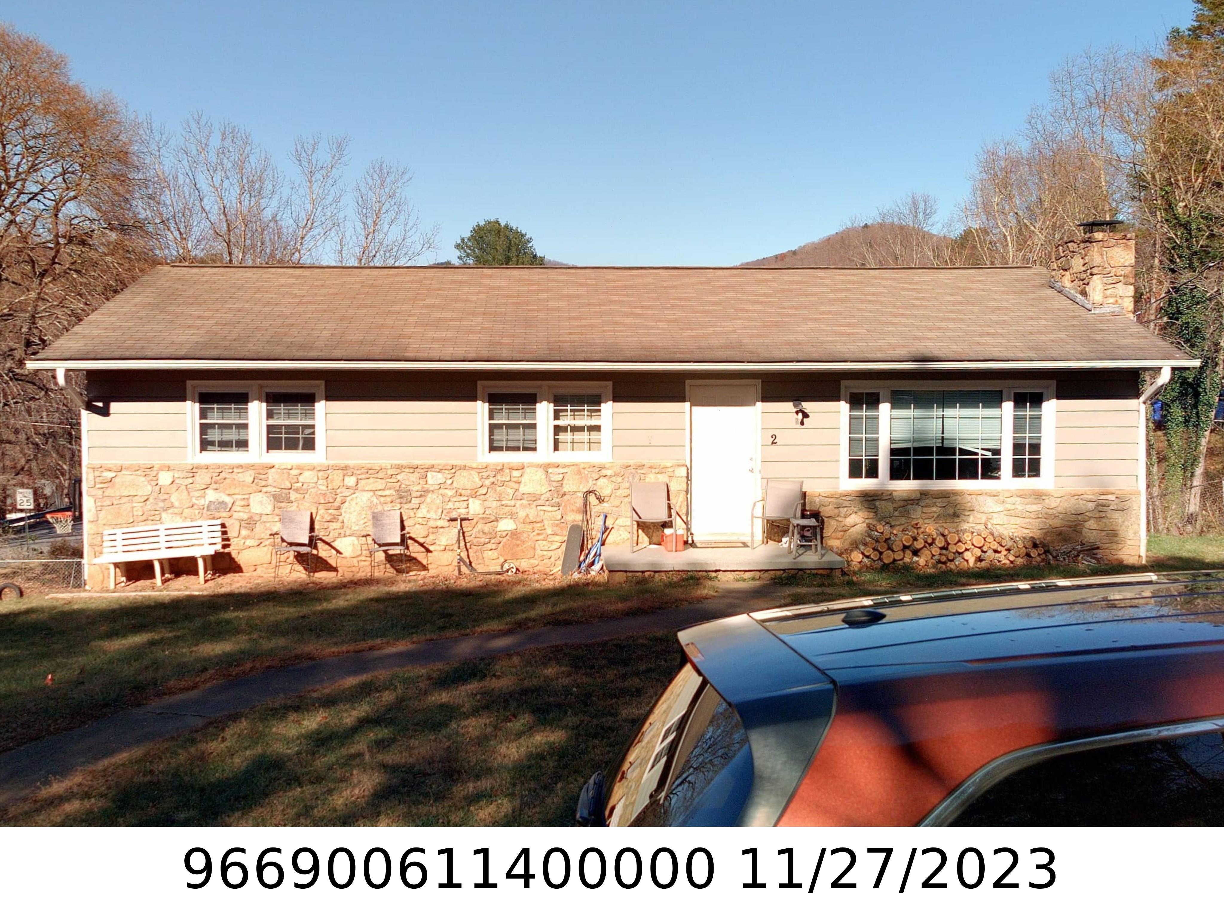 A picture of the property located at 2 NIXON TER, ASHEVILLE NC 28805.