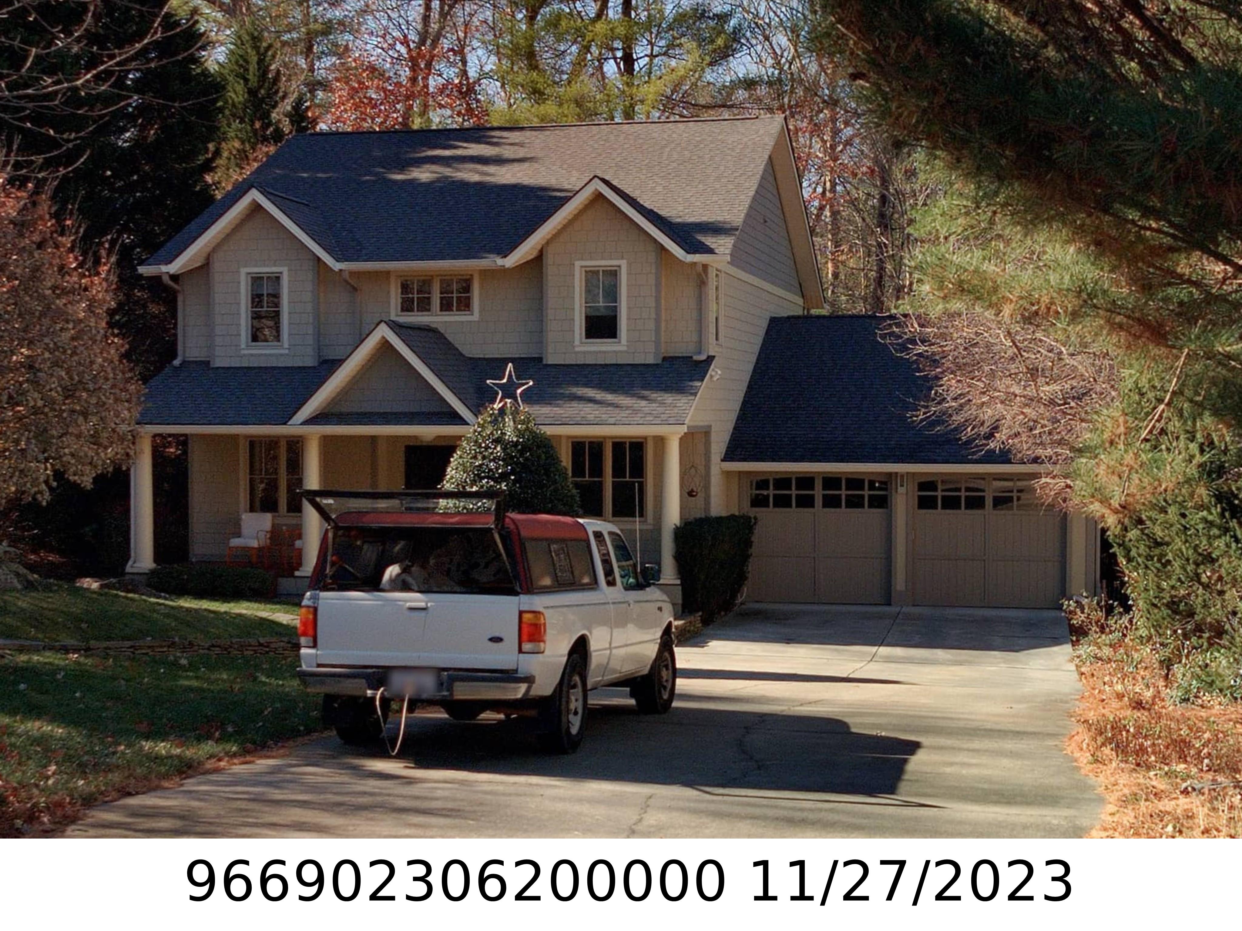 A picture of the property located at 11 OZARK SPRING LN, ASHEVILLE NC 28805.