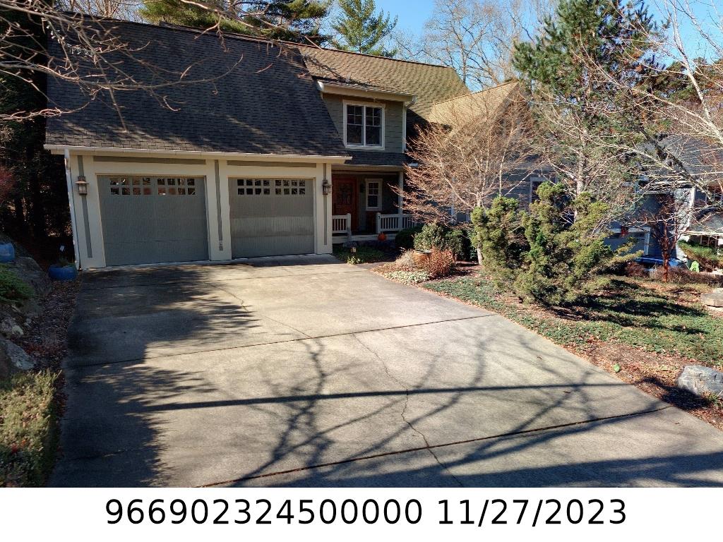 A picture of the property located at 5 OZARK SPRING LN, ASHEVILLE NC 28805.