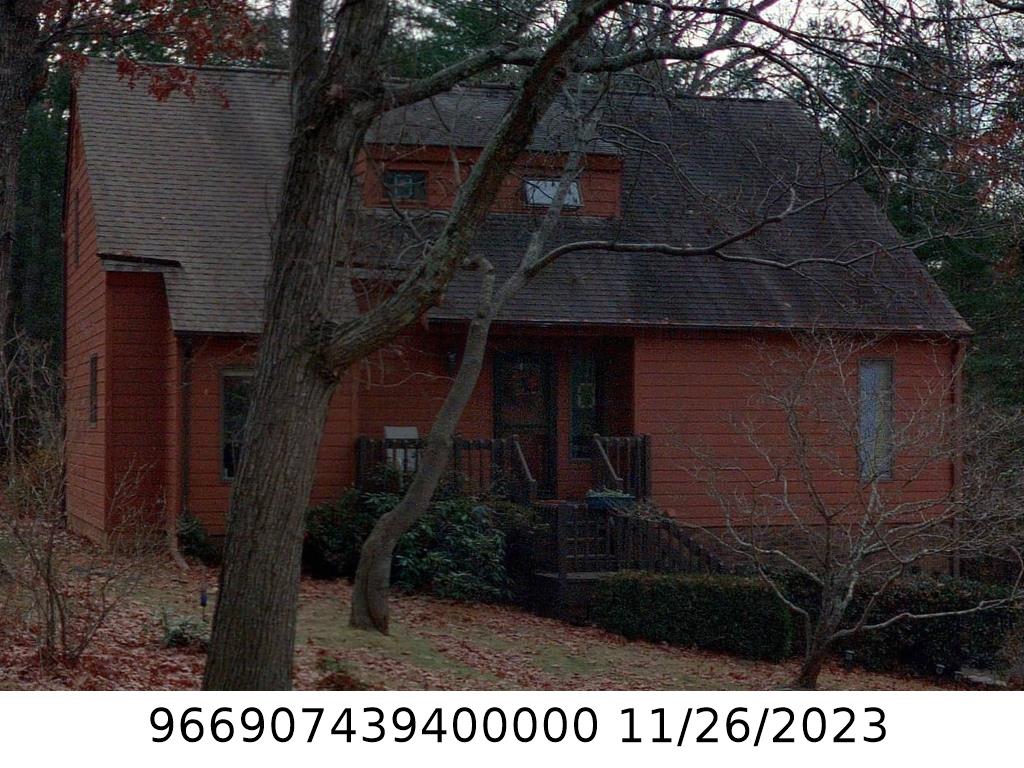 A picture of the property located at 15 STEPHANIE LN, ASHEVILLE NC 28805.