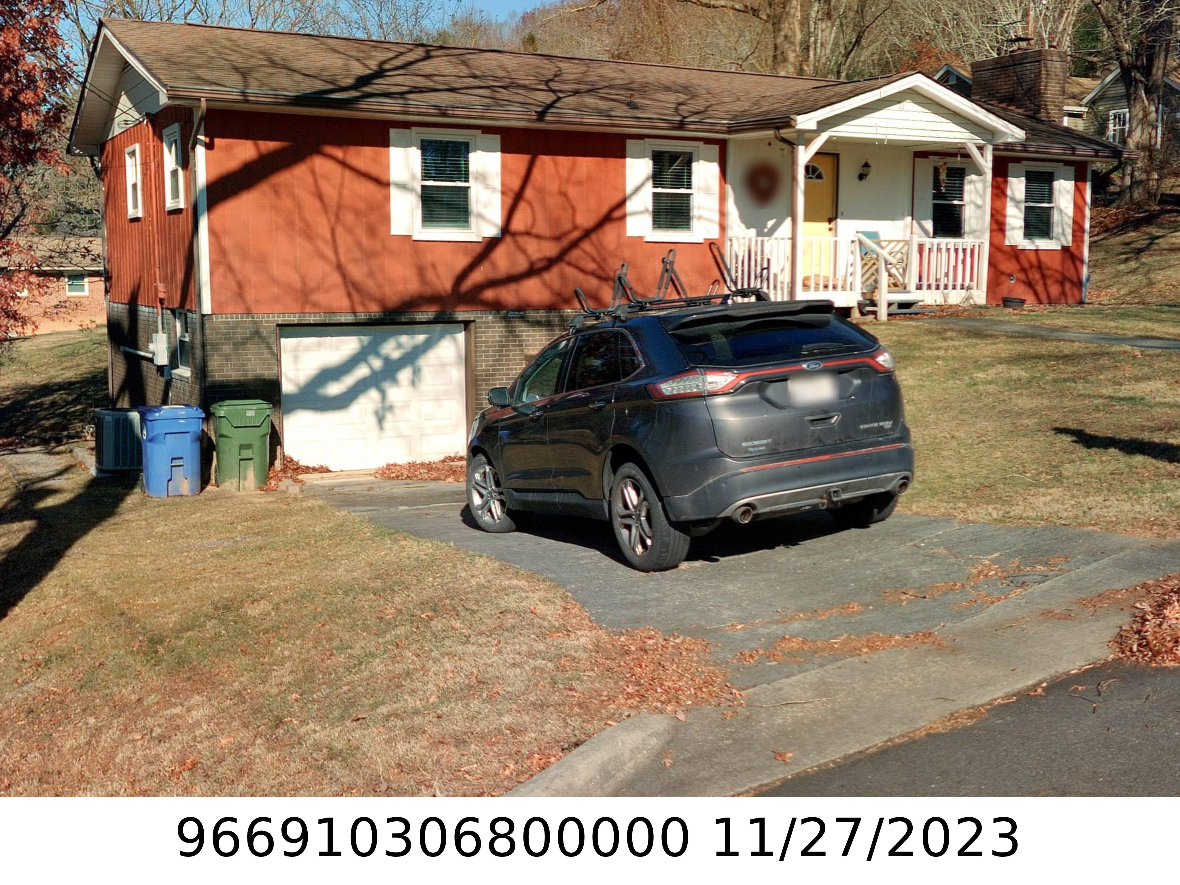 A picture of the property located at 32 NIXON TER, ASHEVILLE NC 28805.
