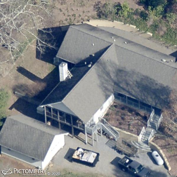 A picture of the property located at 34 E PINEDALE LN, ASHEVILLE NC 28805.