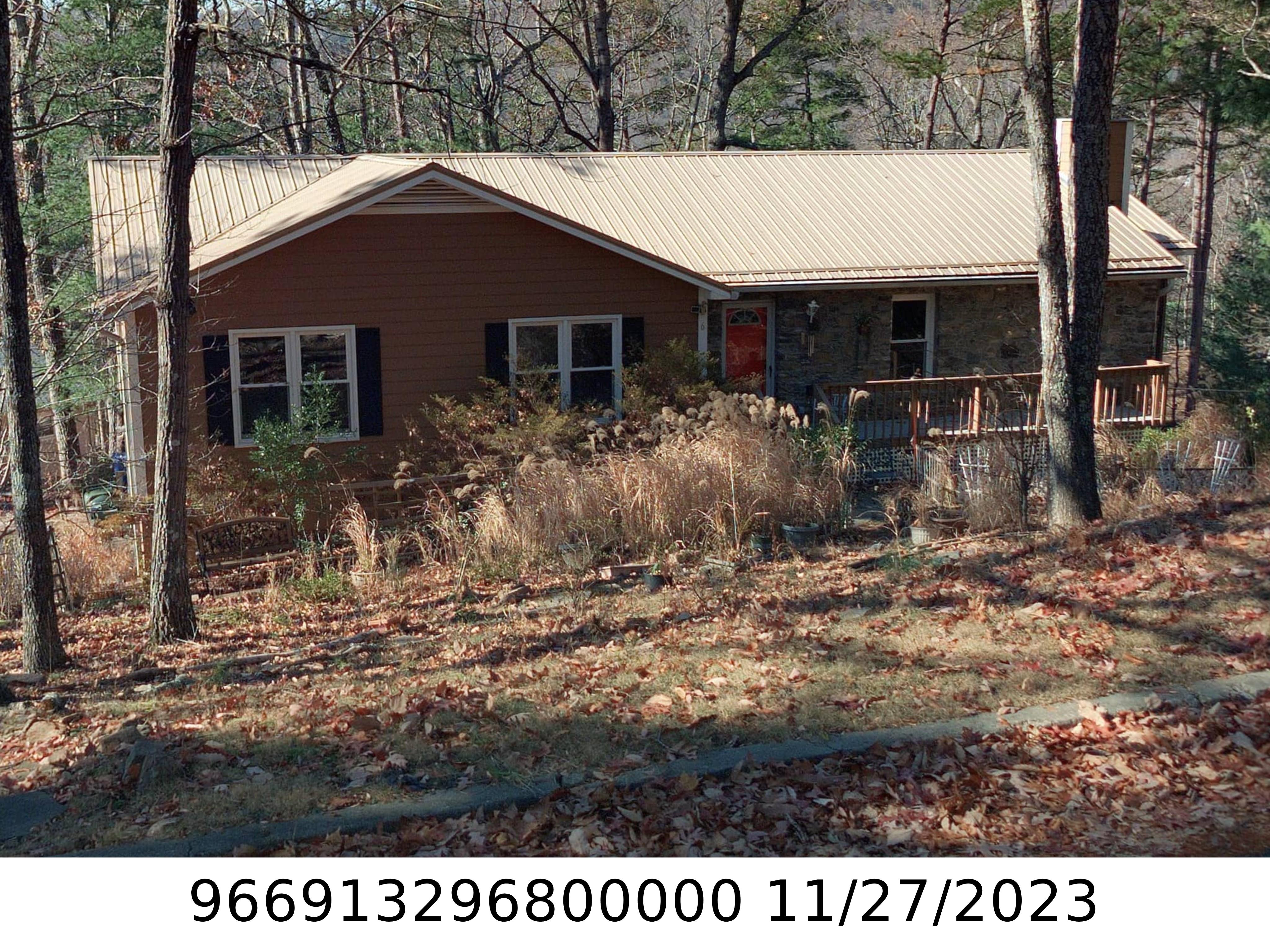 A picture of the property located at 6 PARKVIEW DR, ASHEVILLE NC 28805.