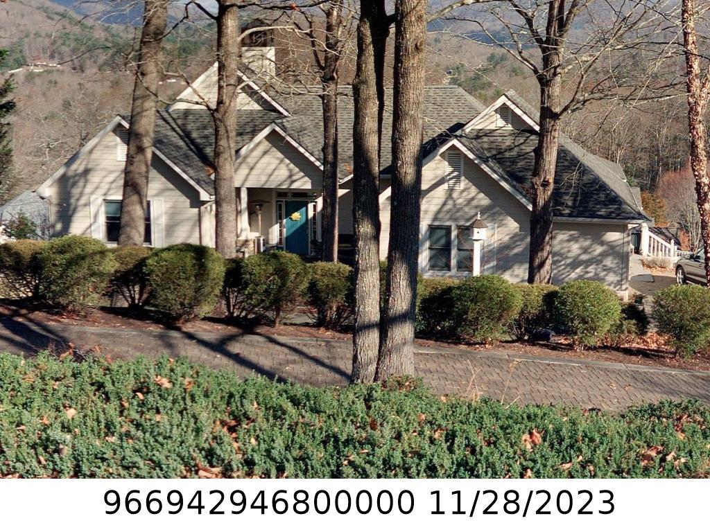 A picture of the property located at 24 CLEAR VISTA LN, ASHEVILLE NC 28805.