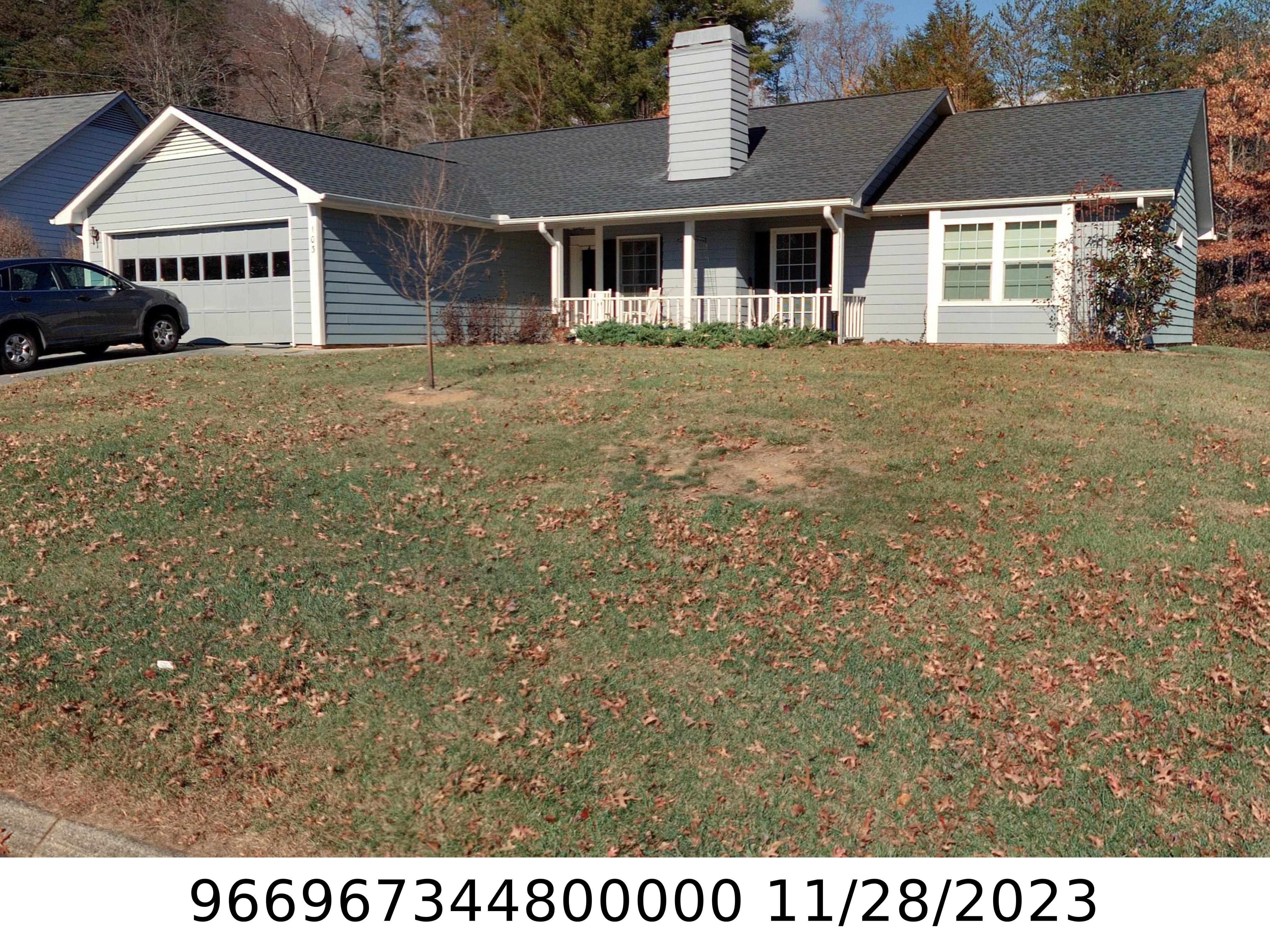 A picture of the property located at 103 HYACINTH LN, ASHEVILLE NC 28805.