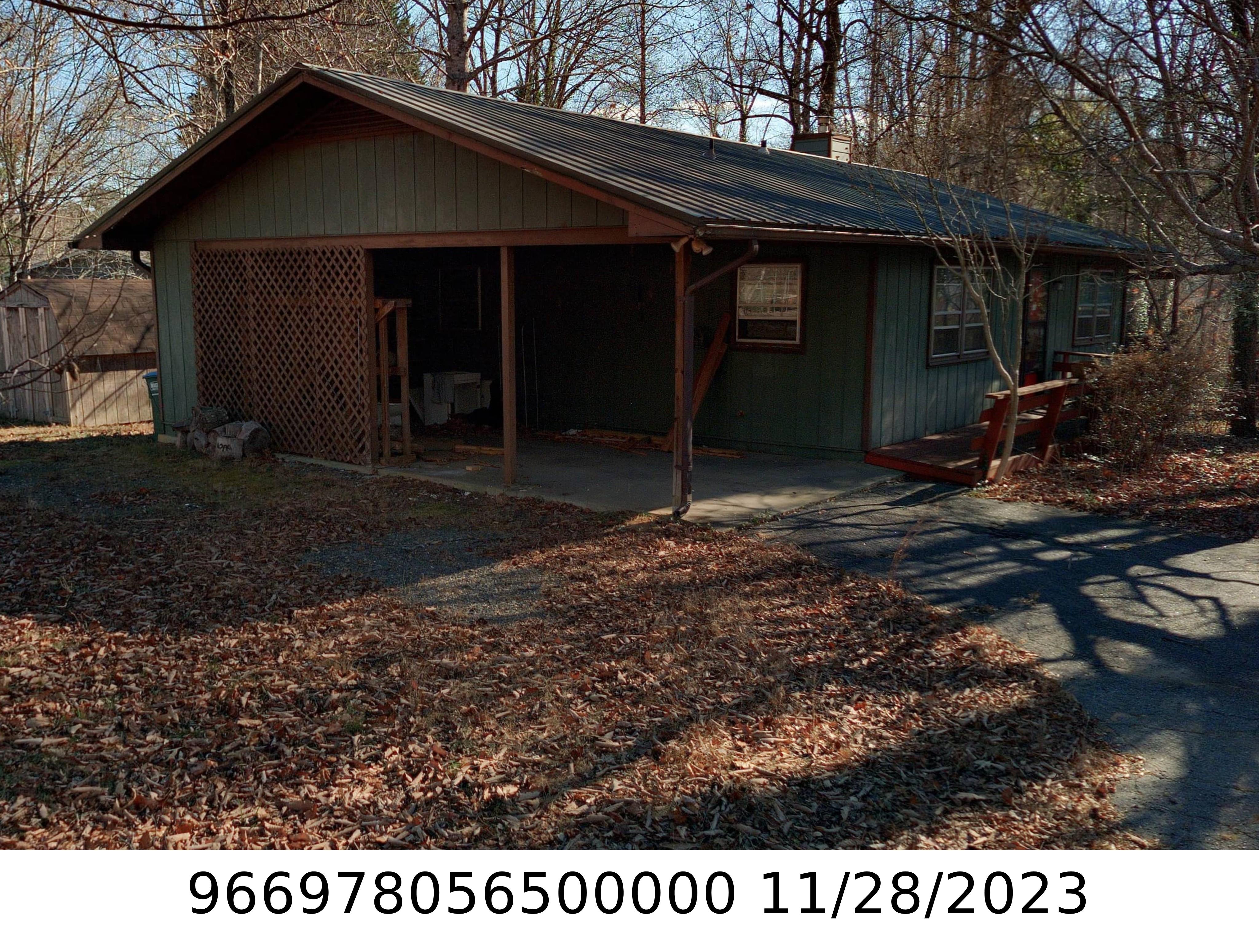 A picture of the property located at 6 JEFFERSON CIR, ASHEVILLE NC 28805.