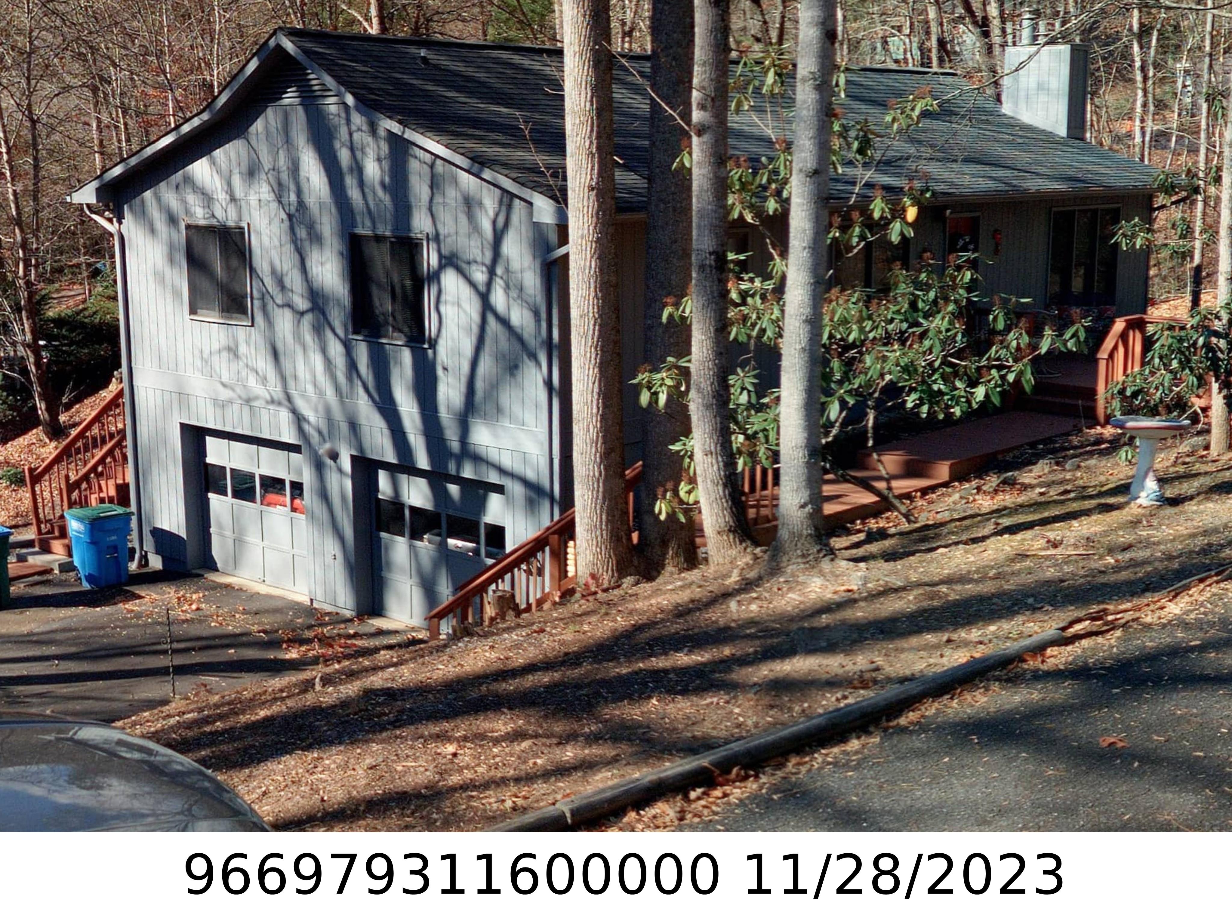 A picture of the property located at 14 BRANDYWINE LN, ASHEVILLE NC 28805.