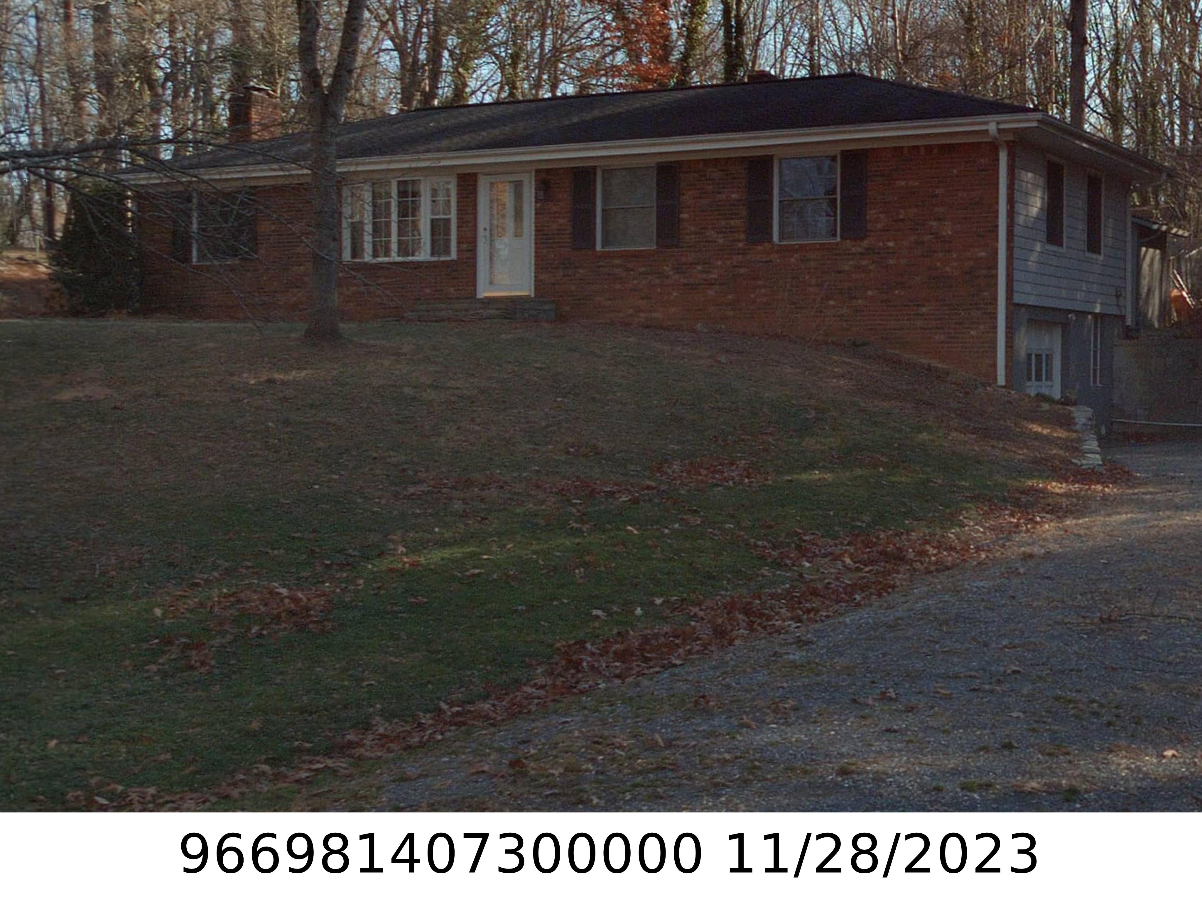 A picture of the property located at 23 BOTANY DR, ASHEVILLE NC 28805.