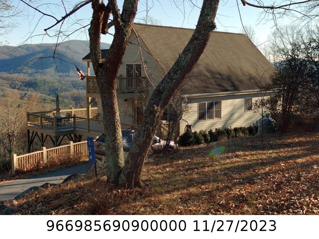 A picture of the property located at 134 REED RD, ASHEVILLE NC 28805.
