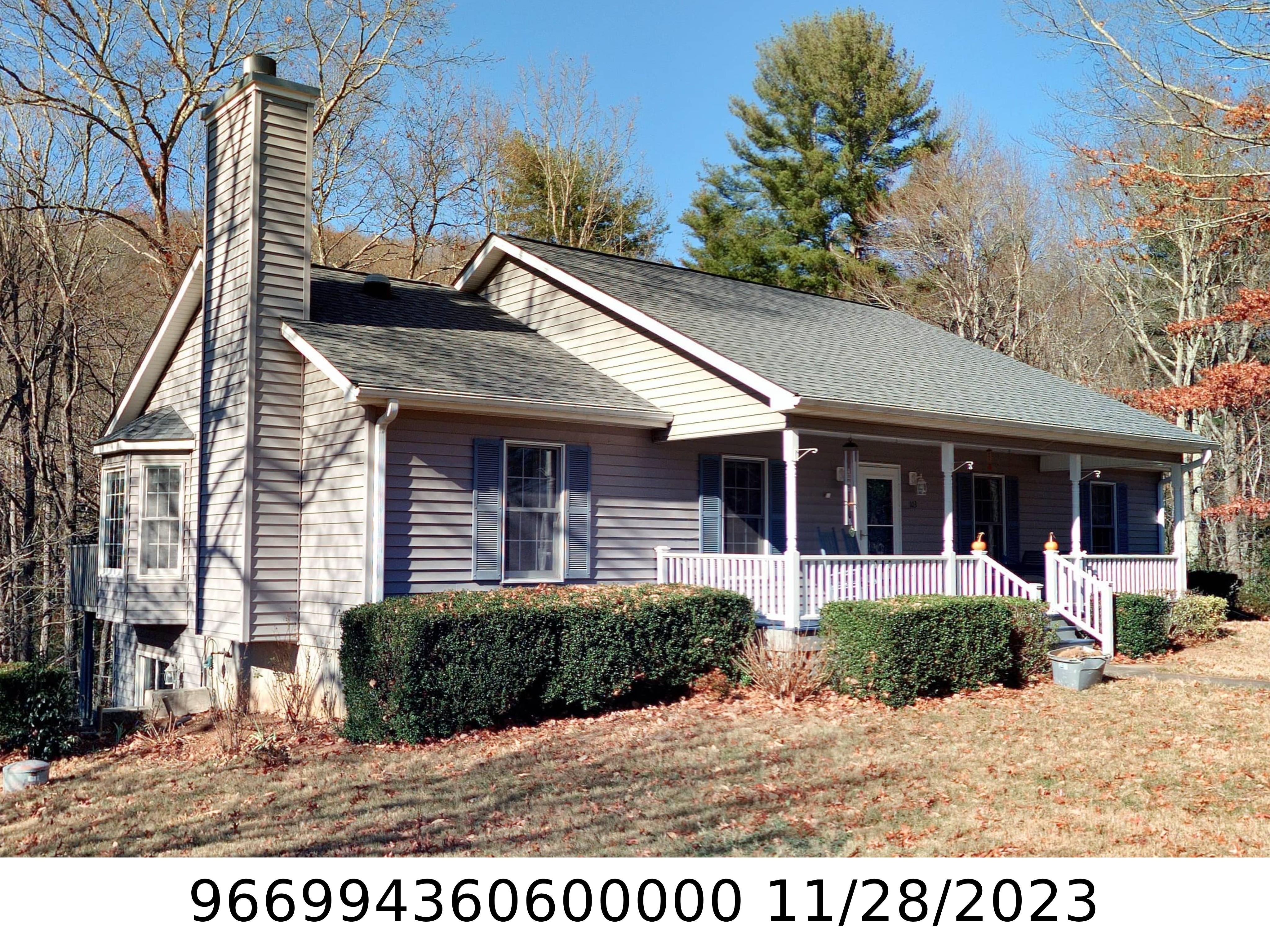 A picture of the property located at 103 DAYBREAK LN, ASHEVILLE NC 28805.