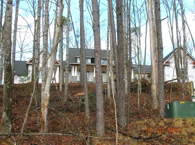 A picture of the property located at 10 WALNUT MEADOW LN, FLETCHER NC 28732.