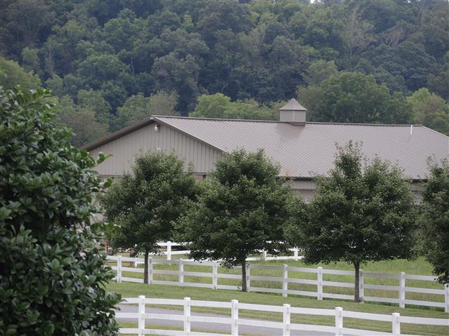 A picture of the property located at 91 BROADLEAF DR, FLETCHER NC 28732.