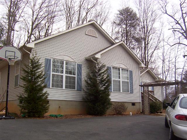 A picture of the property located at 64 ACORN LN, FLETCHER NC 28732.