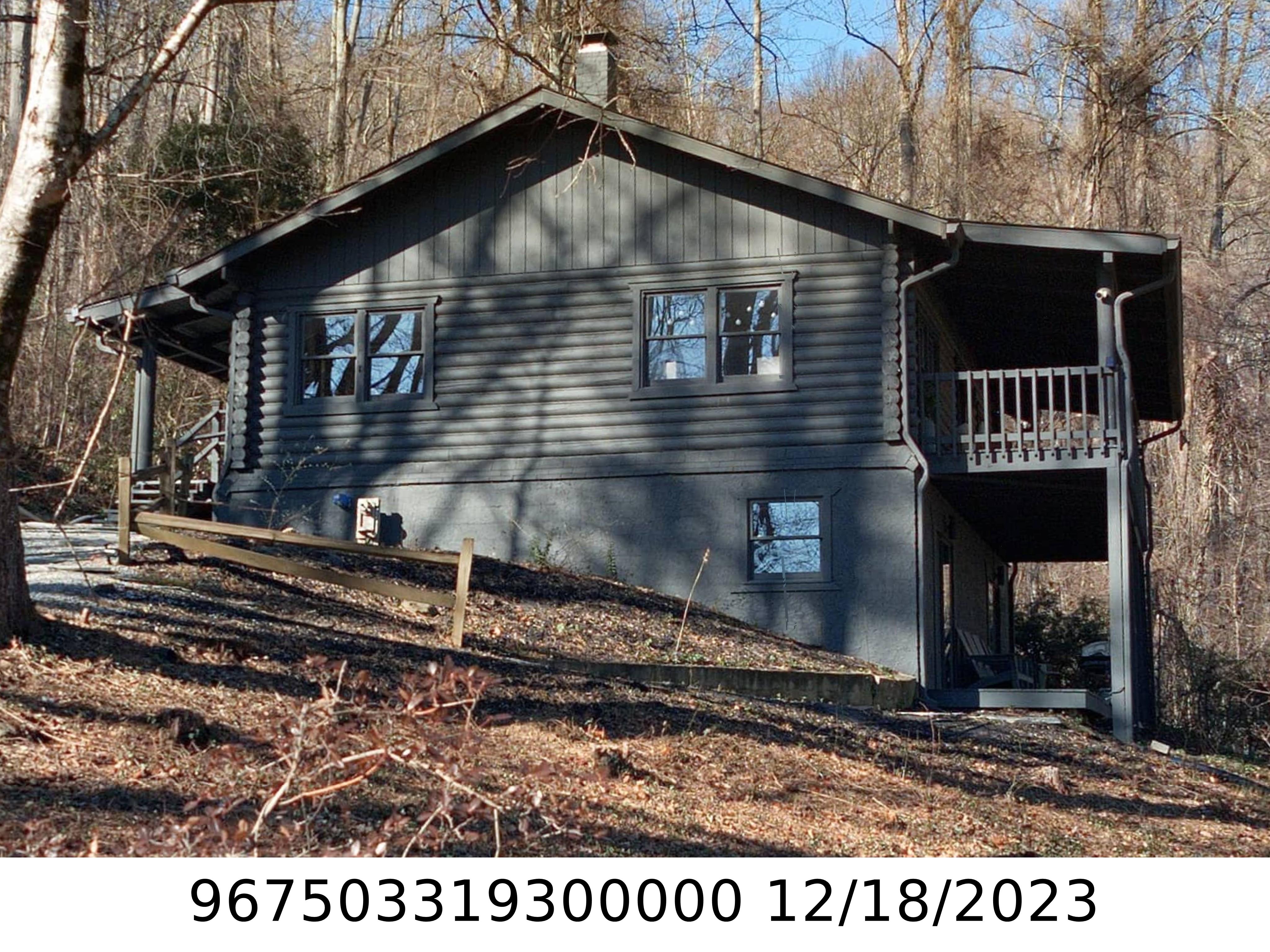 A picture of the property located at 91 GREEN MOUNTAIN LN, FLETCHER NC 28732.