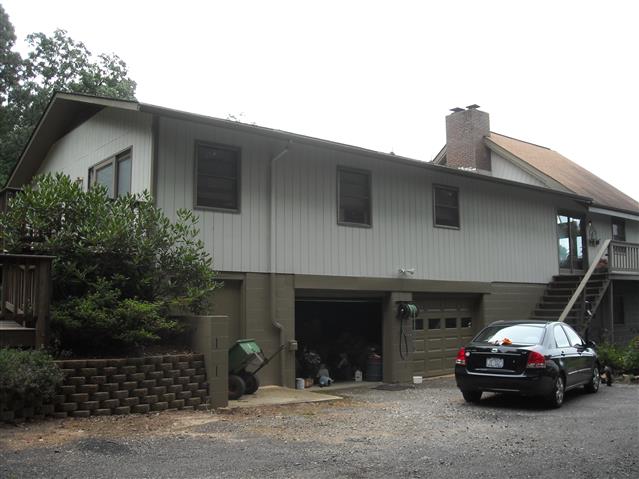 A picture of the property located at 64 GREEN MOUNTAIN LN, FLETCHER NC 28732.