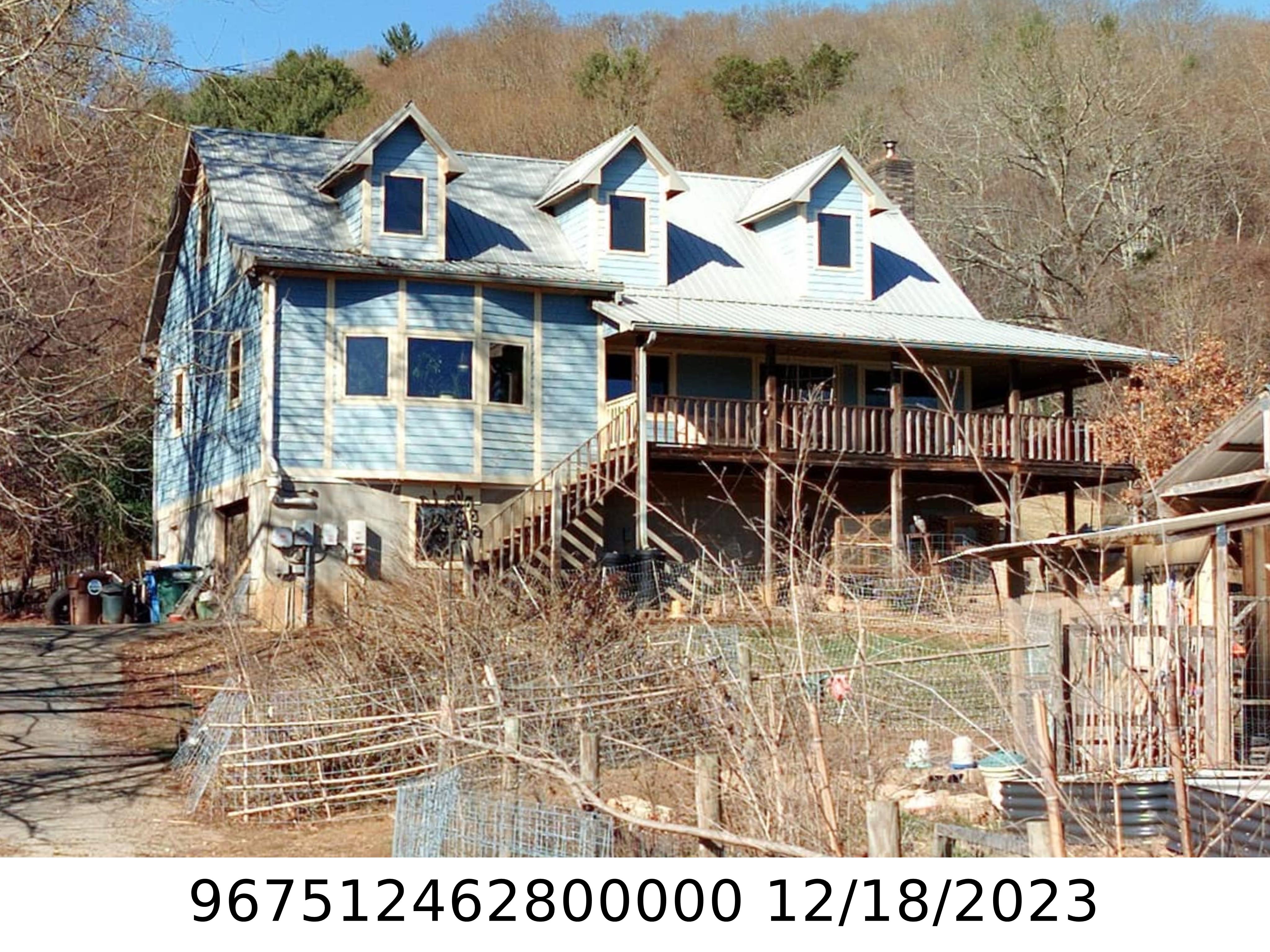 A picture of the property located at 25 BIRCHFIELD LN, FLETCHER NC 28732.