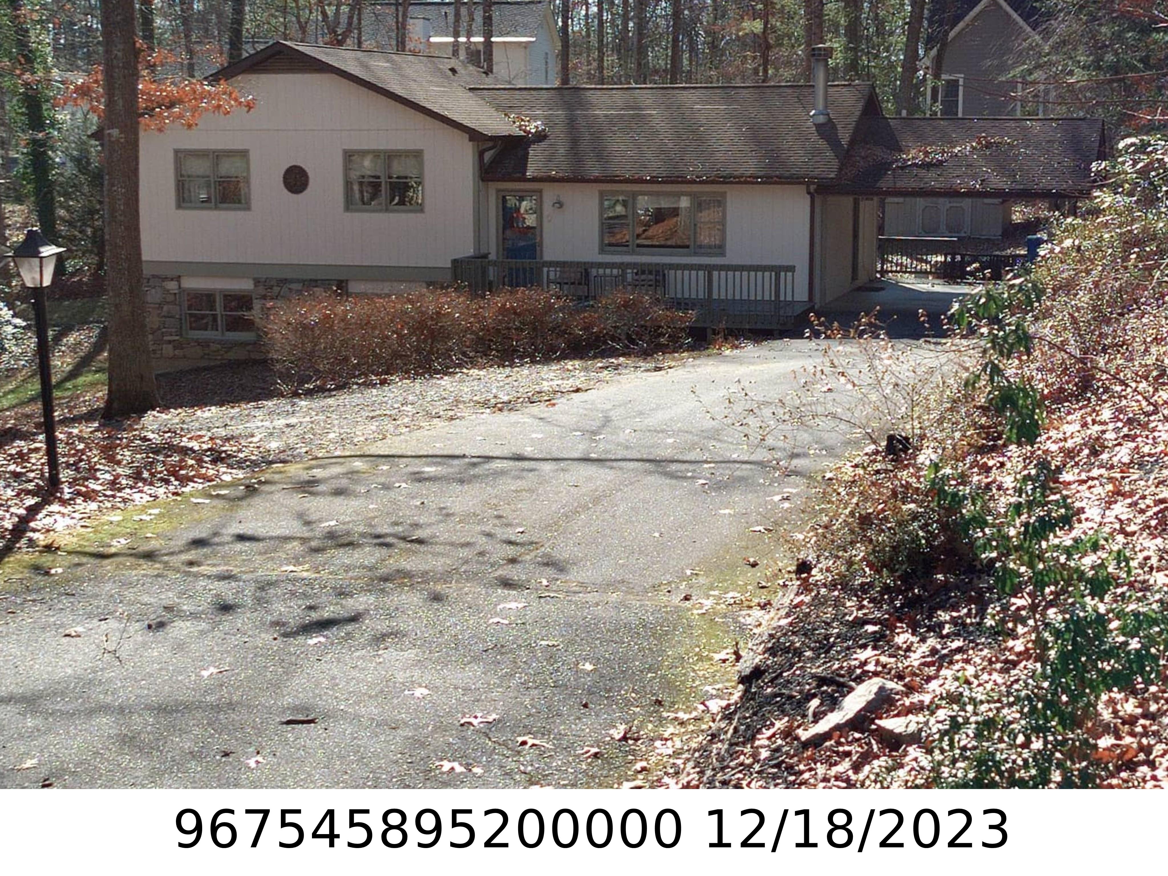 A picture of the property located at 9 WILSON LN, FLETCHER NC 28732.