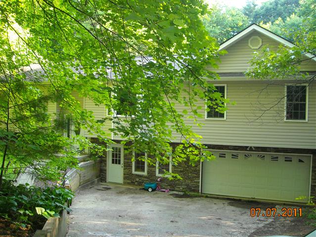 A picture of the property located at 10 WILSON LN, FLETCHER NC 28732.