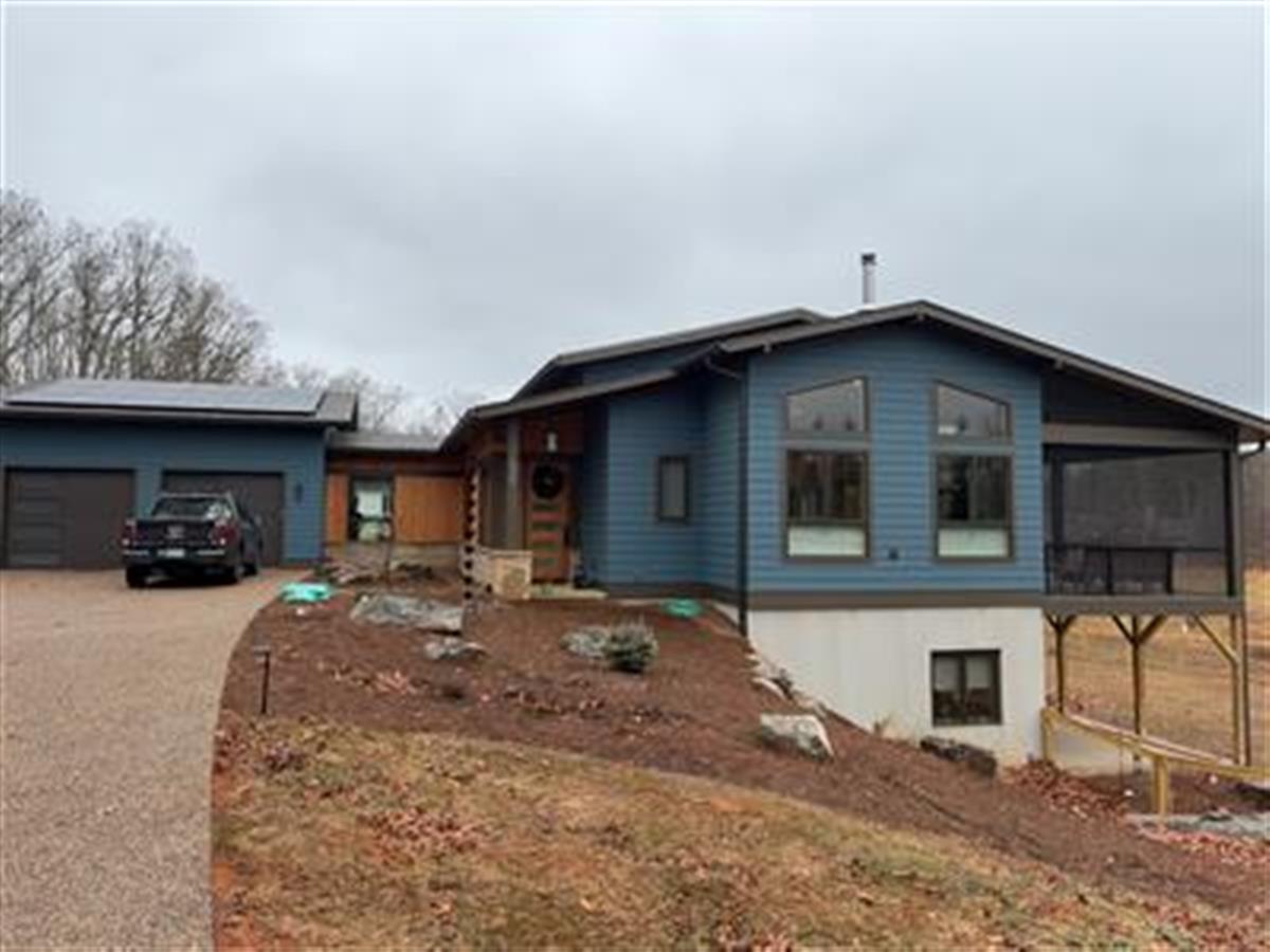 A picture of the property located at 339 CHUKAR WAY, FLETCHER NC 28732.