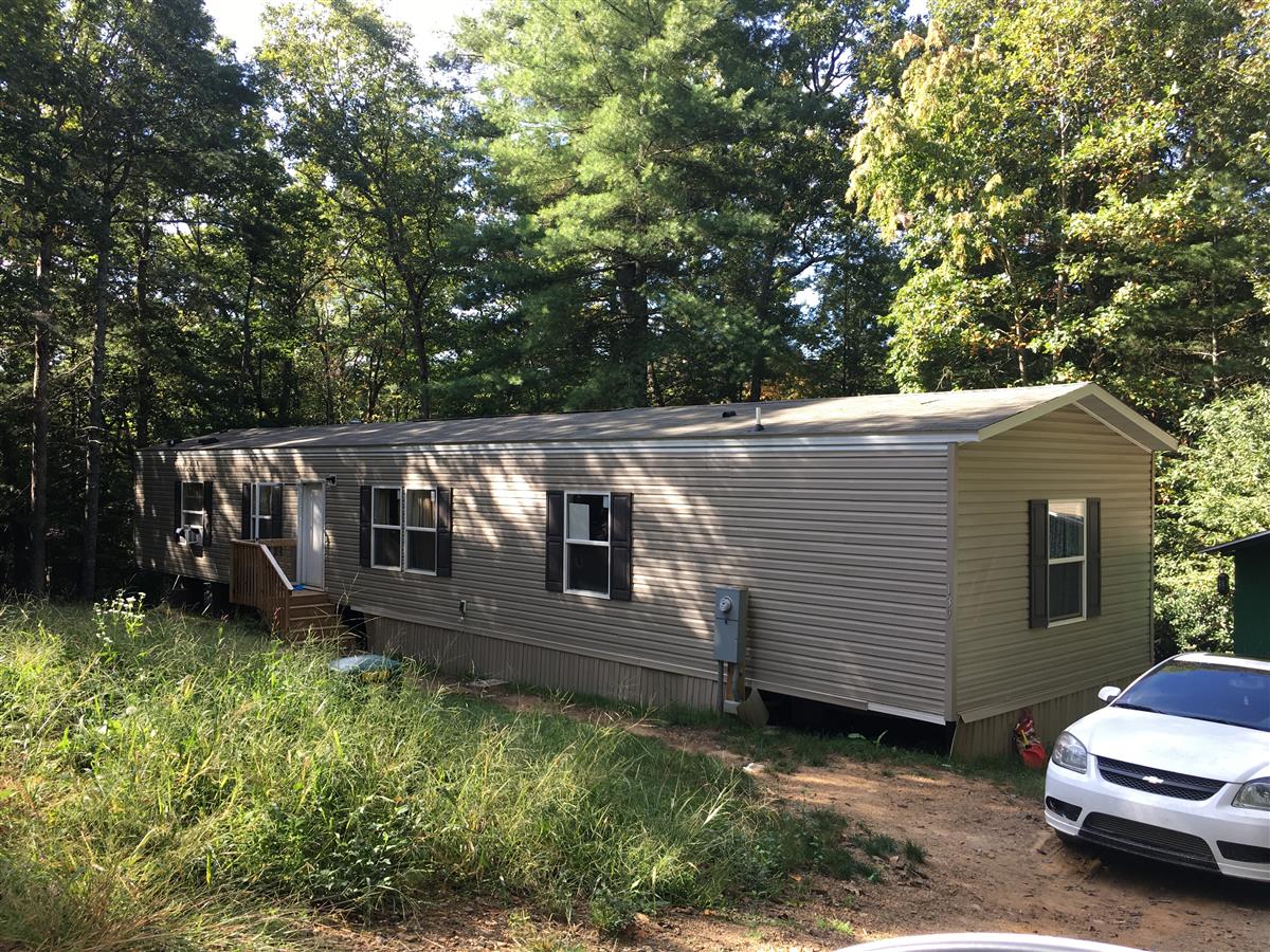 A picture of the property located at 139 LAUREL LOOP, FLETCHER NC 28732.