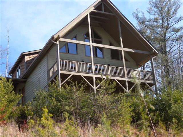 A picture of the property located at 16 SPY POINTE LN, FLETCHER NC 28732.