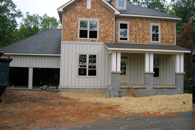 A picture of the property located at 20 OLD BRIDGE CIR, FAIRVIEW NC 28730.