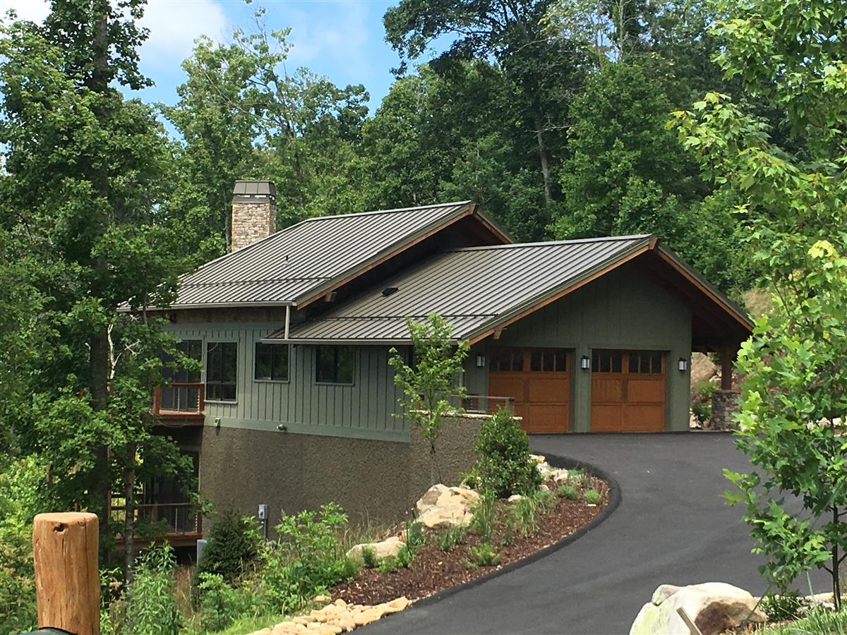 A picture of the property located at 7 HIGDON LN, FAIRVIEW NC 28730.