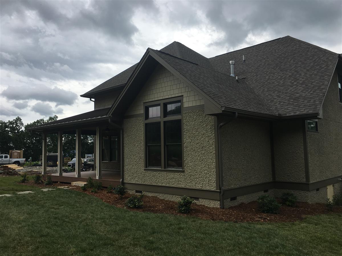 A picture of the property located at 24 PEREGRINES RIDGE CT, FAIRVIEW NC 28730.