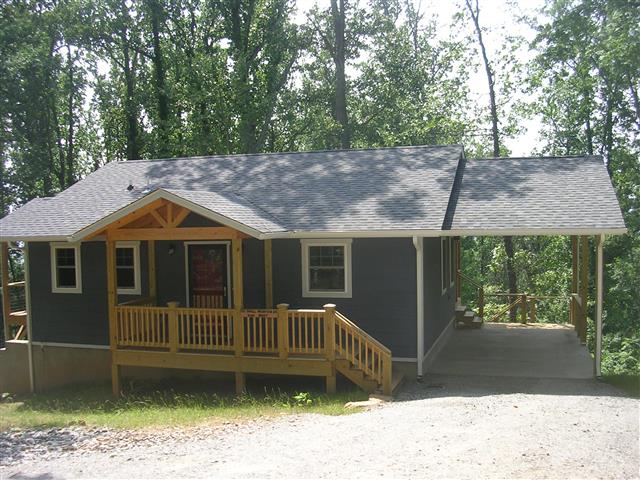 A picture of the property located at 100 SMALL MOUNTAIN DR, ASHEVILLE NC 28805.