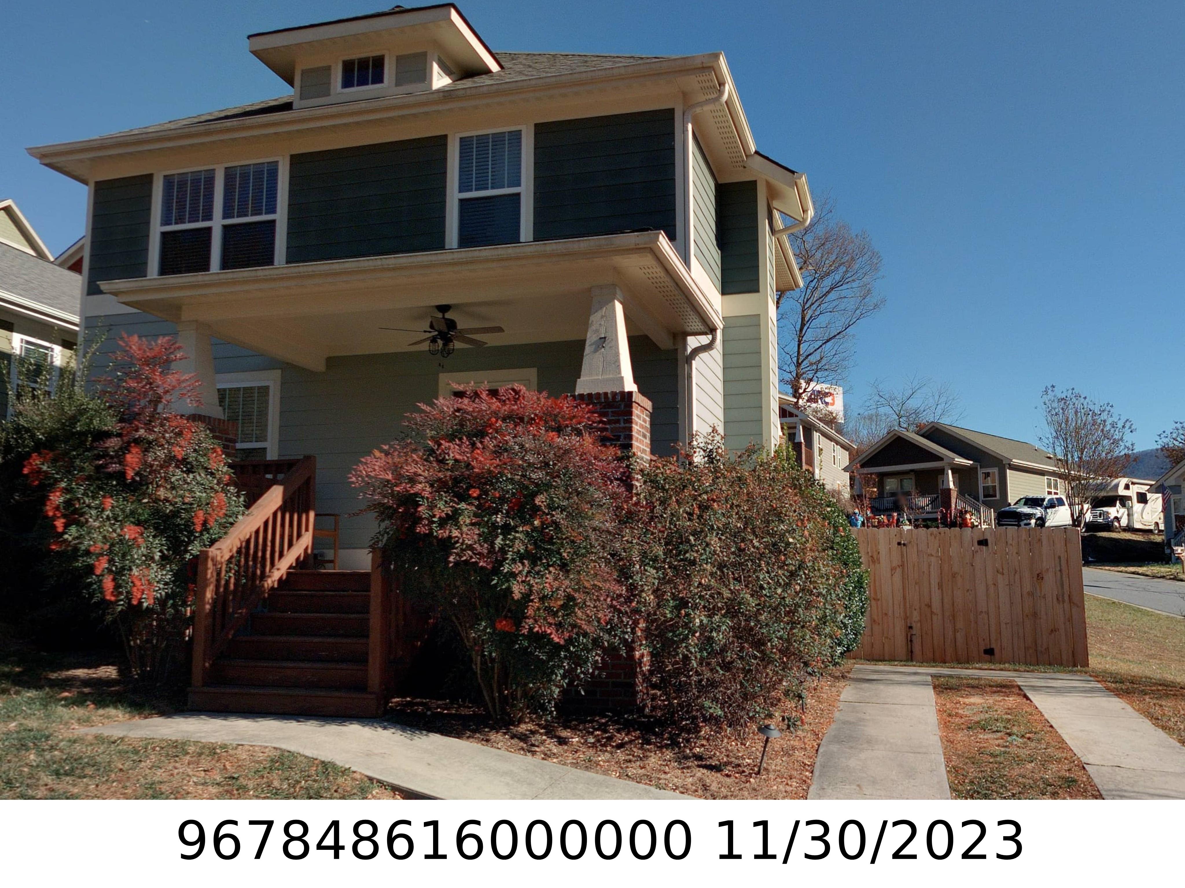 A picture of the property located at 7 TEEMS LN, ASHEVILLE NC 28805.